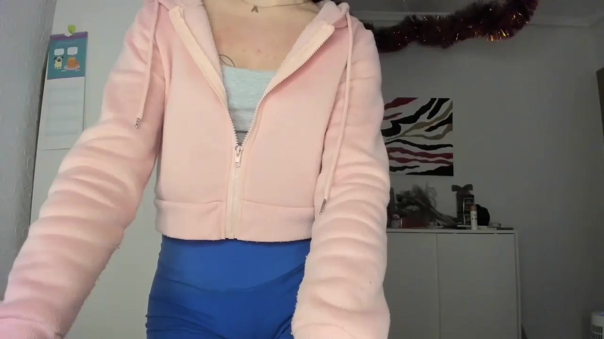 Gallery image thumbnail from AhahaGirl's myfreecams stream on, 01/15/2025, 18:07 image 7 of 20