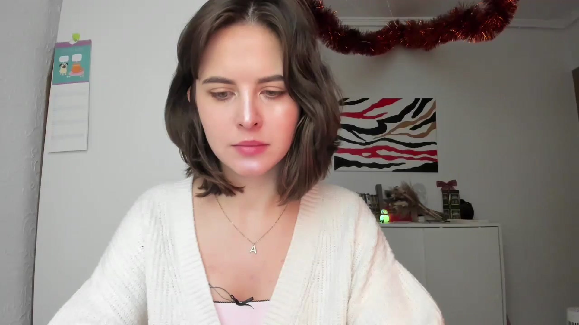 Gallery image thumbnail from AhahaGirl's myfreecams stream on, 01/16/2025, 15:25 image 14 of 20