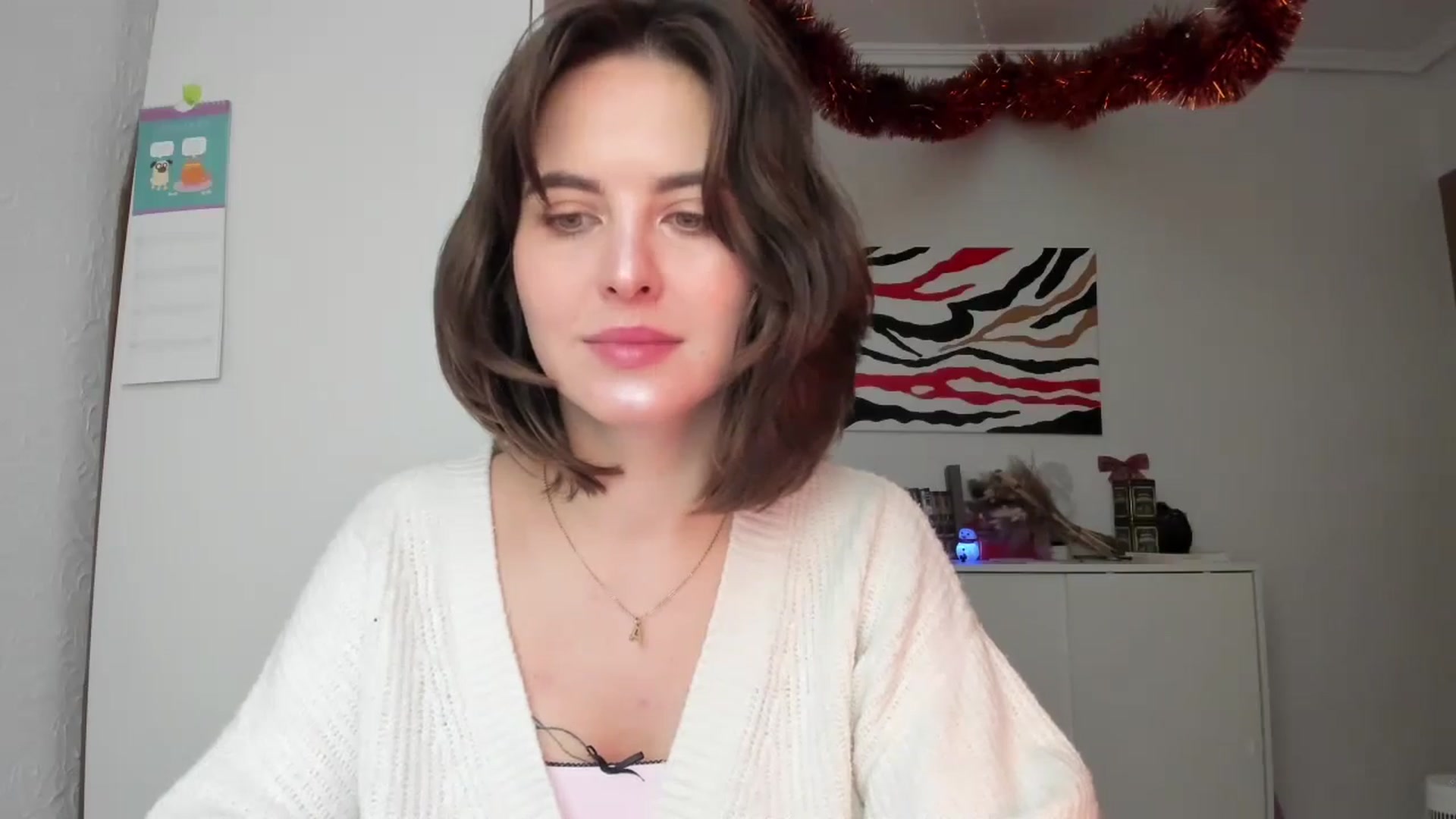 Gallery image thumbnail from AhahaGirl's myfreecams stream on, 01/16/2025, 15:25 image 18 of 20
