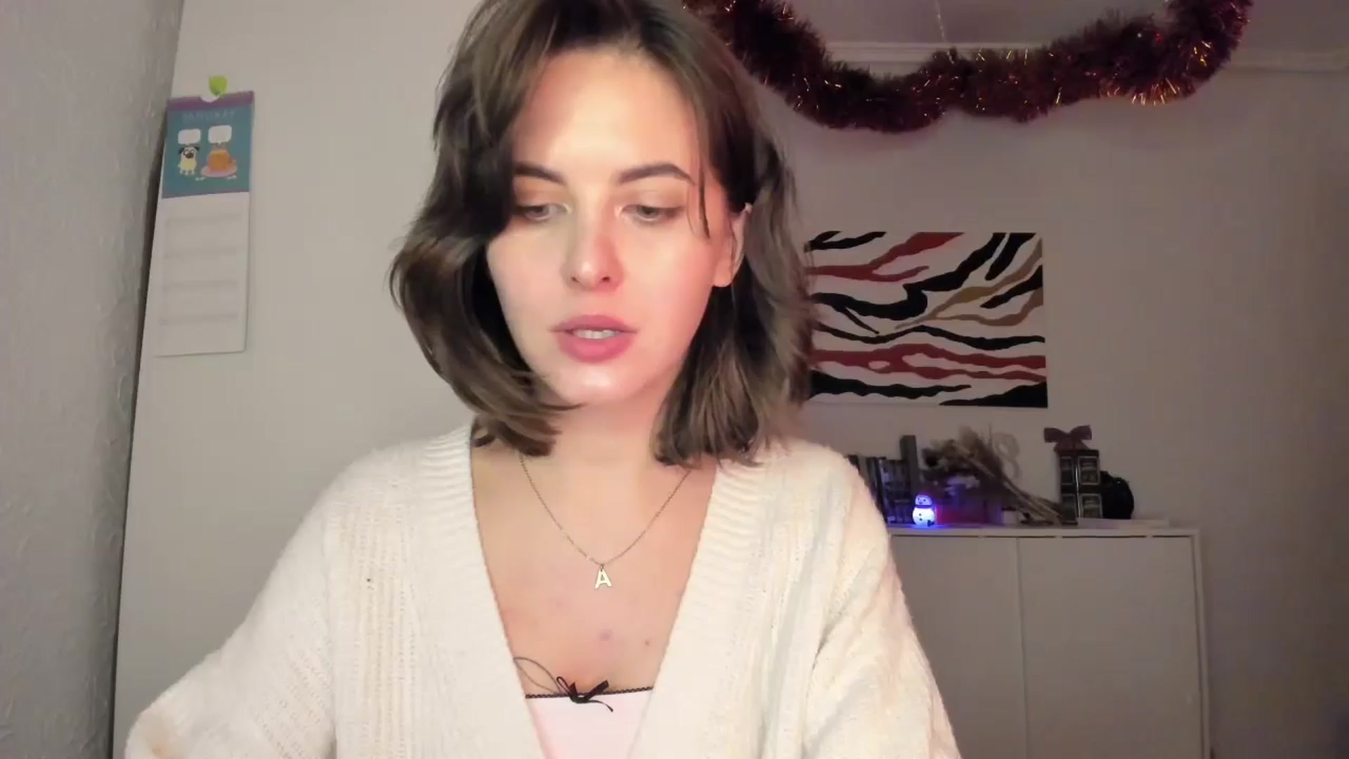 Gallery image thumbnail from AhahaGirl's myfreecams stream on, 01/16/2025, 19:07 image 19 of 20
