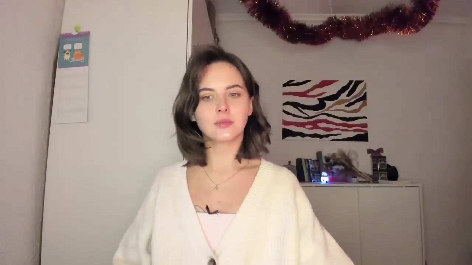 Gallery image thumbnail from AhahaGirl's myfreecams stream on, 01/16/2025, 19:07 image 3 of 20