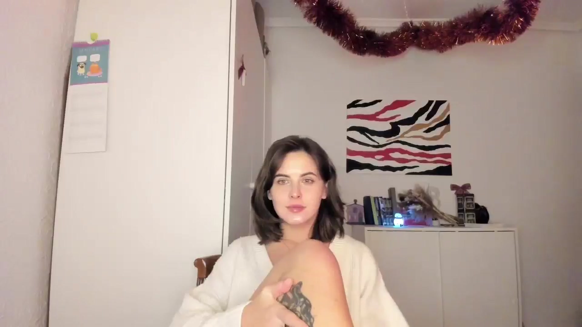 Gallery image thumbnail from AhahaGirl's myfreecams stream on, 01/16/2025, 19:07 image 9 of 20