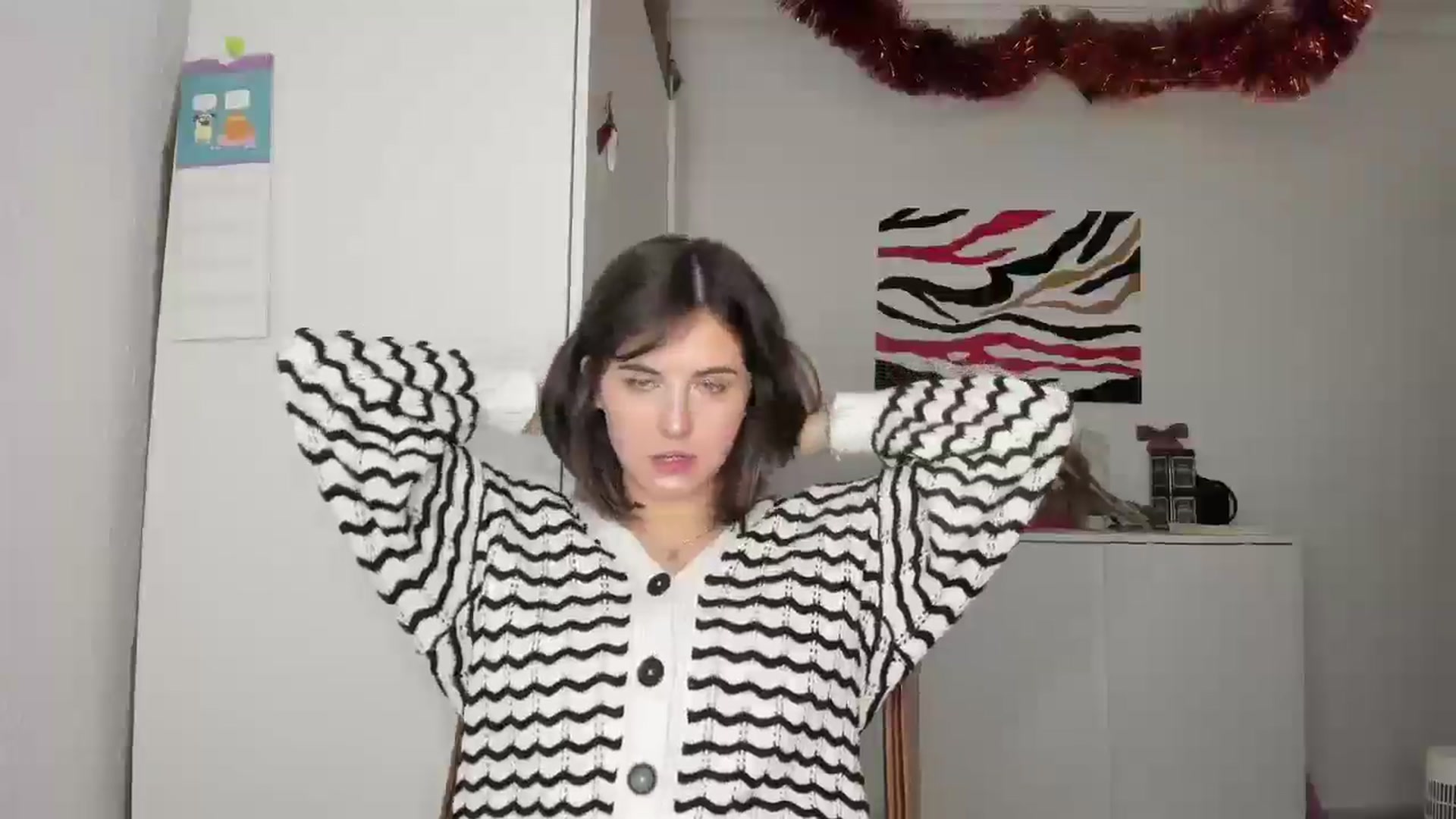 Gallery image thumbnail from AhahaGirl's myfreecams stream on, 01/17/2025, 16:10 image 10 of 20