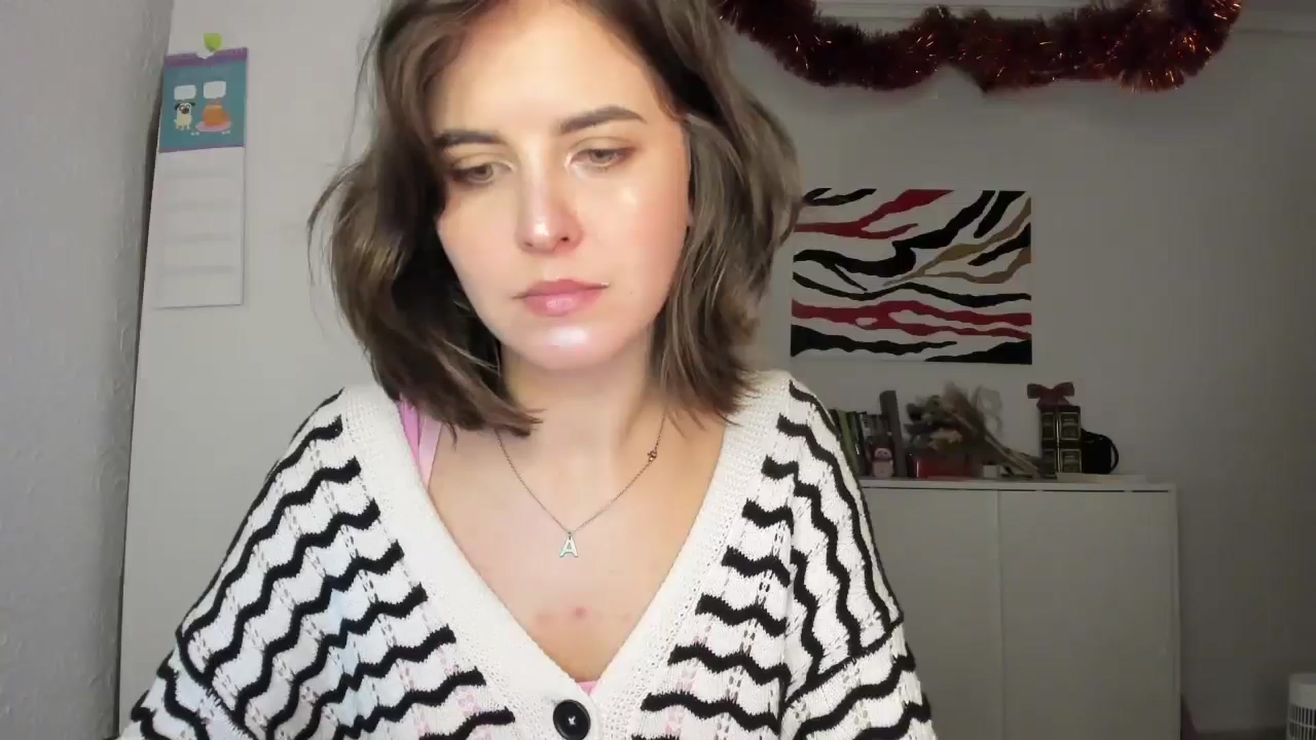 Gallery image thumbnail from AhahaGirl's myfreecams stream on, 01/17/2025, 16:10 image 13 of 20