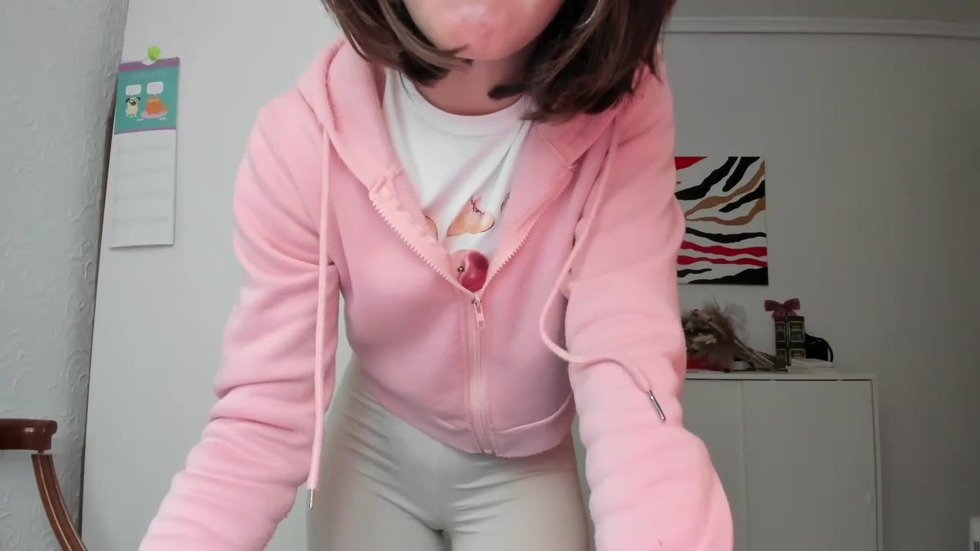 Gallery image thumbnail from AhahaGirl's myfreecams stream on, 01/18/2025, 13:25 image 15 of 20