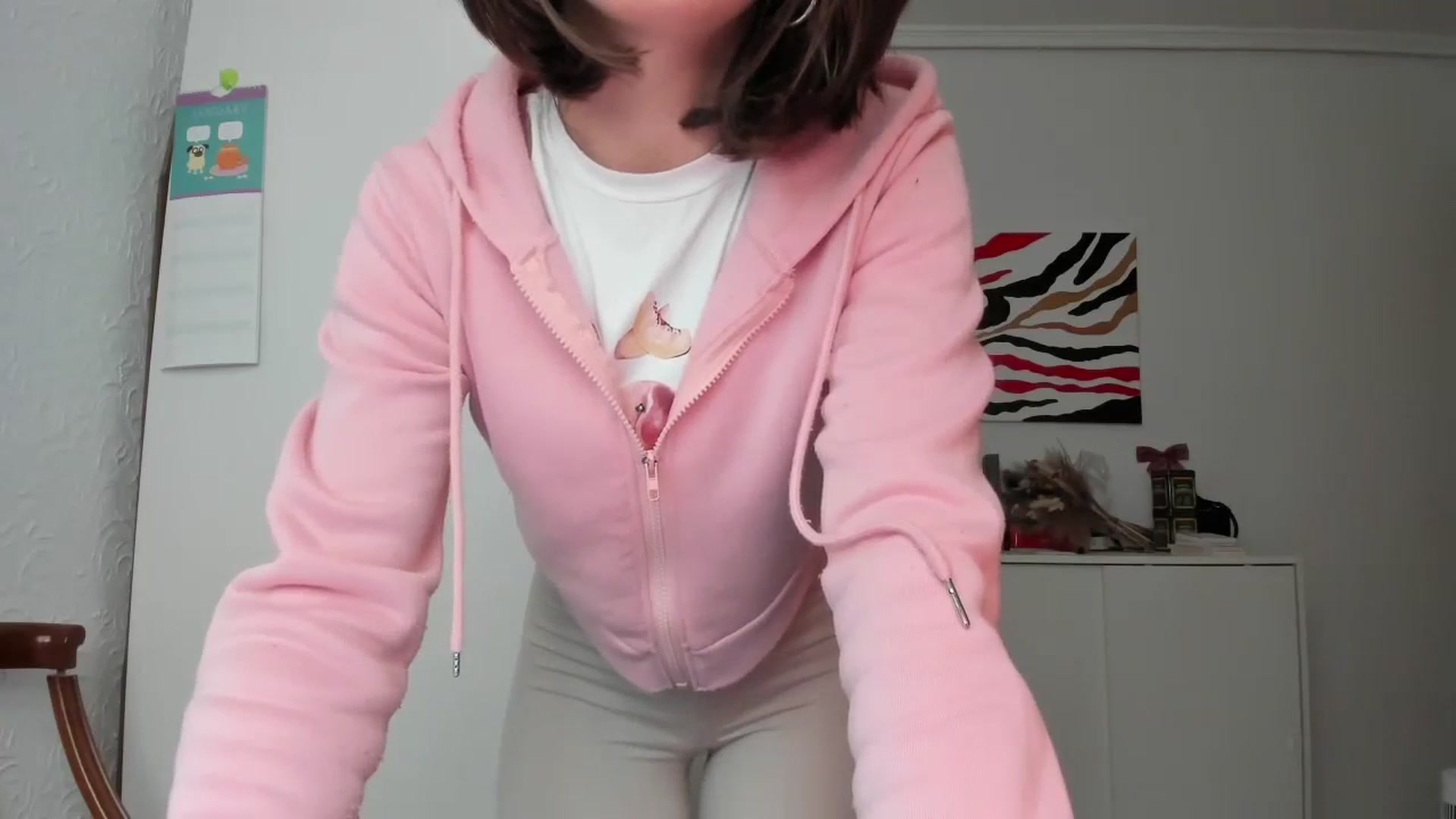 Gallery image thumbnail from AhahaGirl's myfreecams stream on, 01/18/2025, 13:25 image 14 of 20