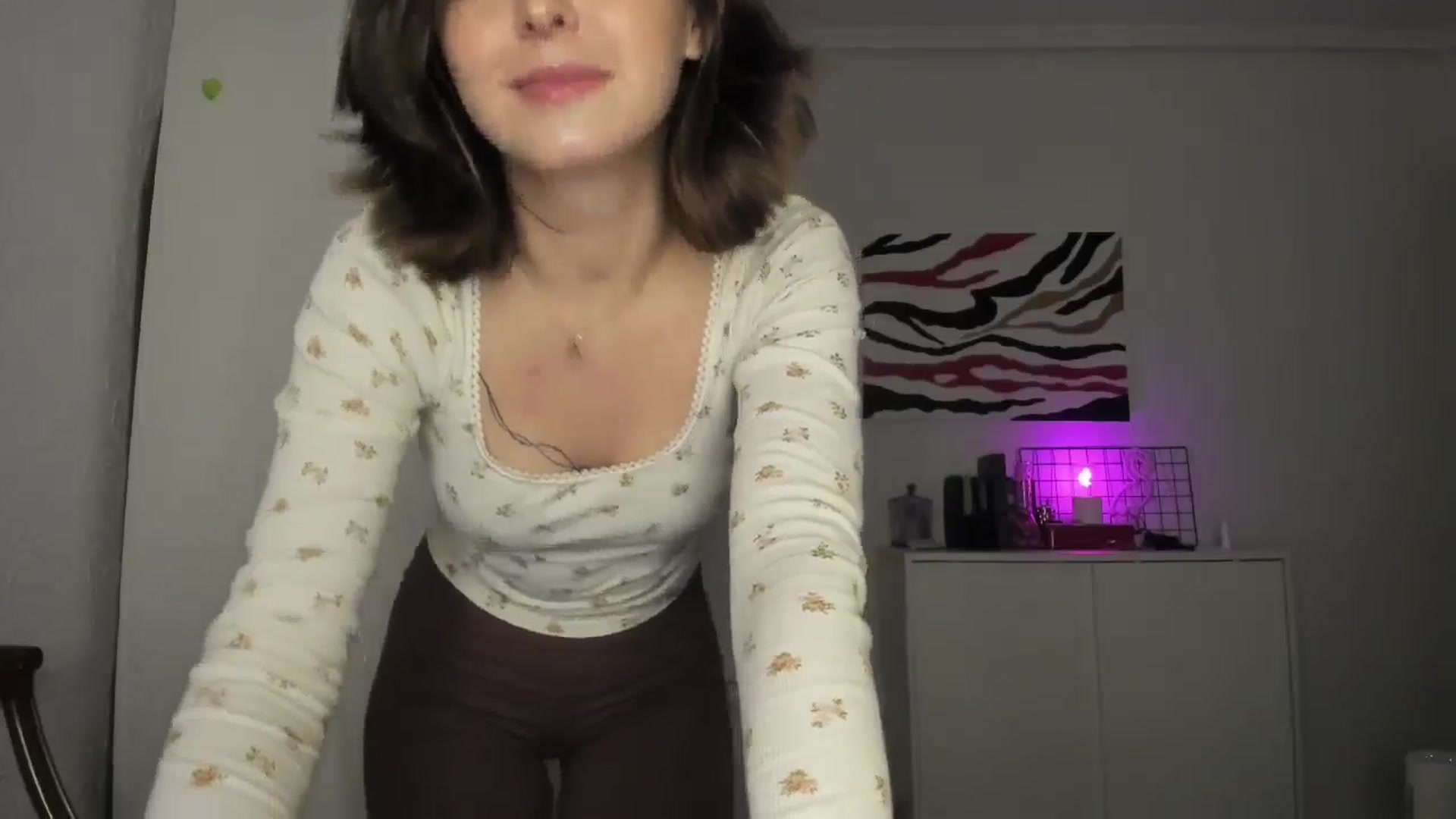 Gallery image thumbnail from AhahaGirl's myfreecams stream on, 01/21/2025, 17:29 image 11 of 20