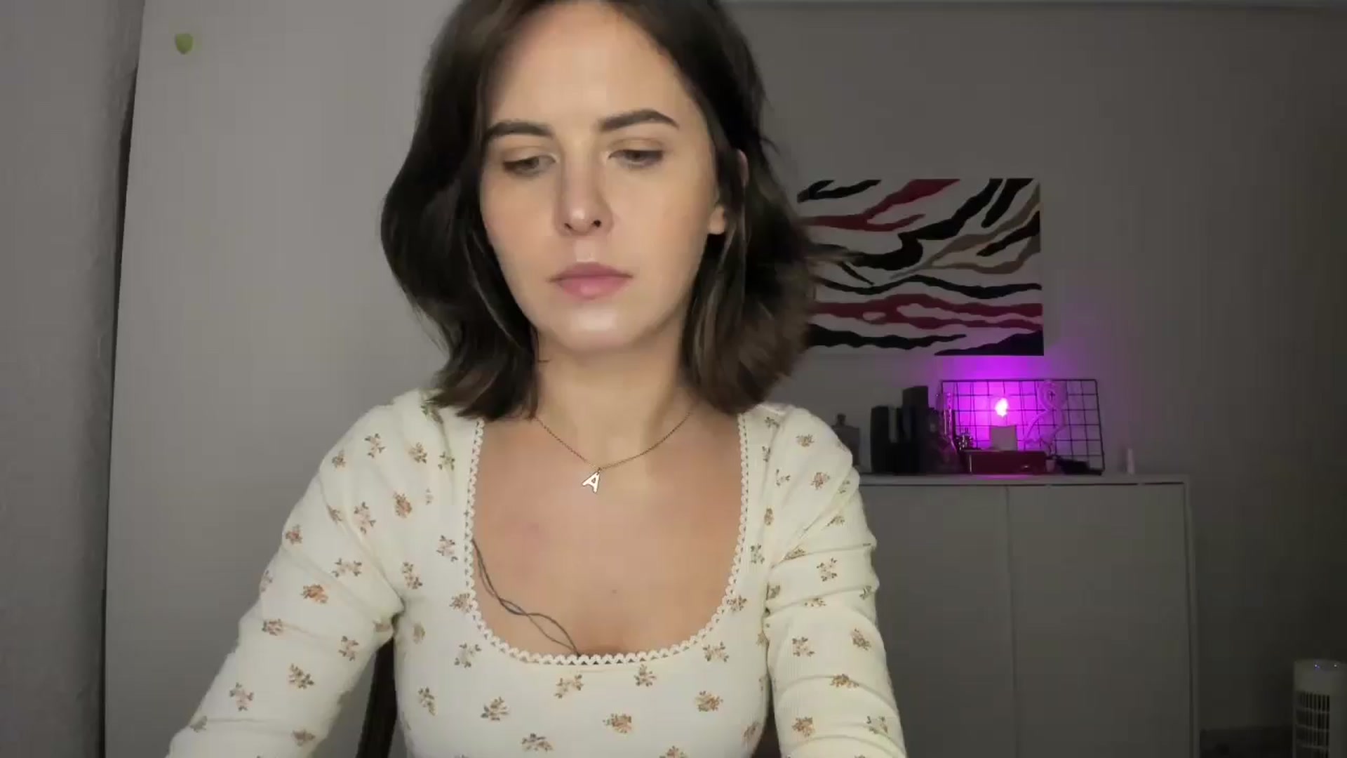 Gallery image thumbnail from AhahaGirl's myfreecams stream on, 01/21/2025, 17:29 image 1 of 20