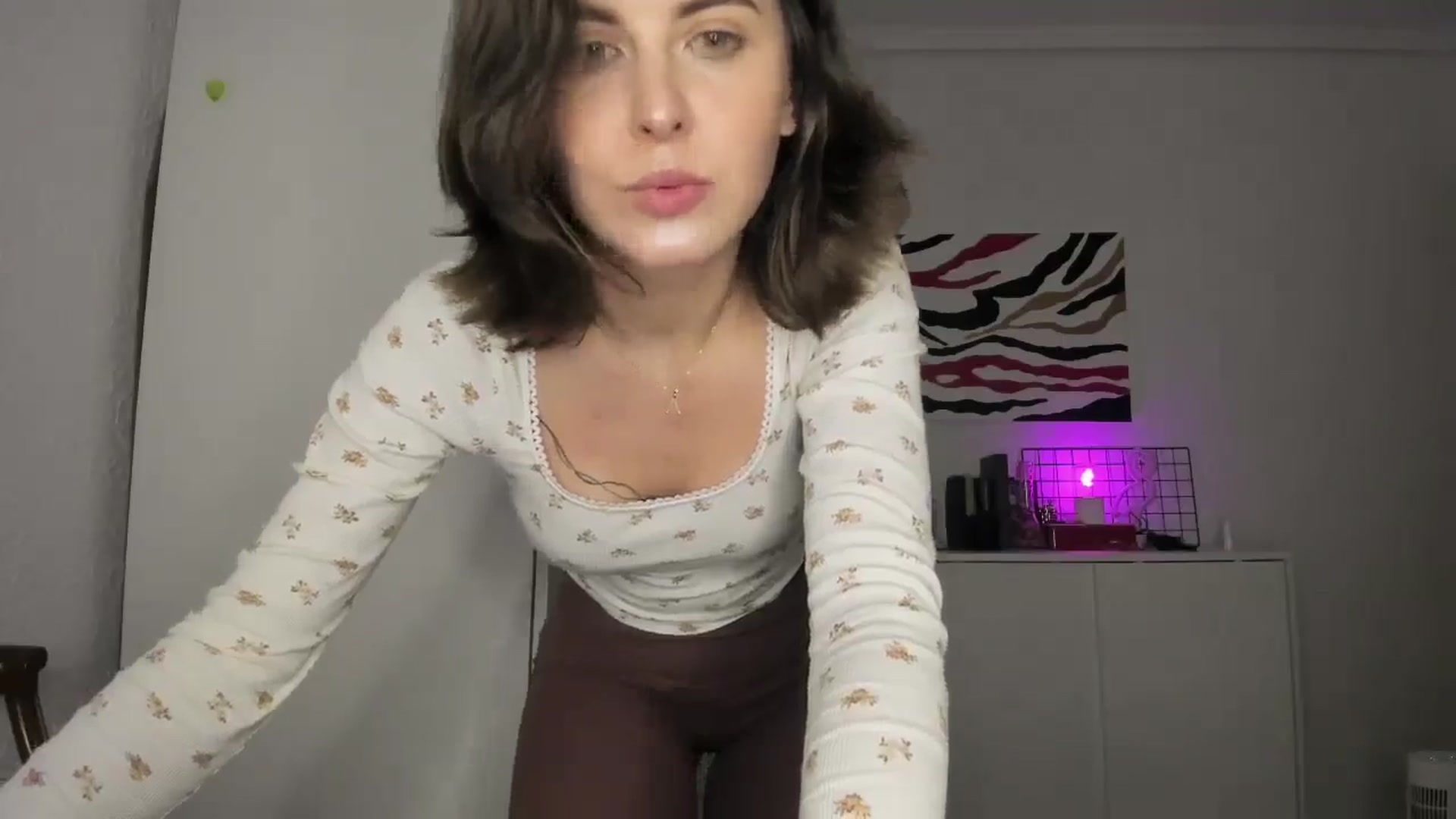 Gallery image thumbnail from AhahaGirl's myfreecams stream on, 01/21/2025, 17:29 image 15 of 20