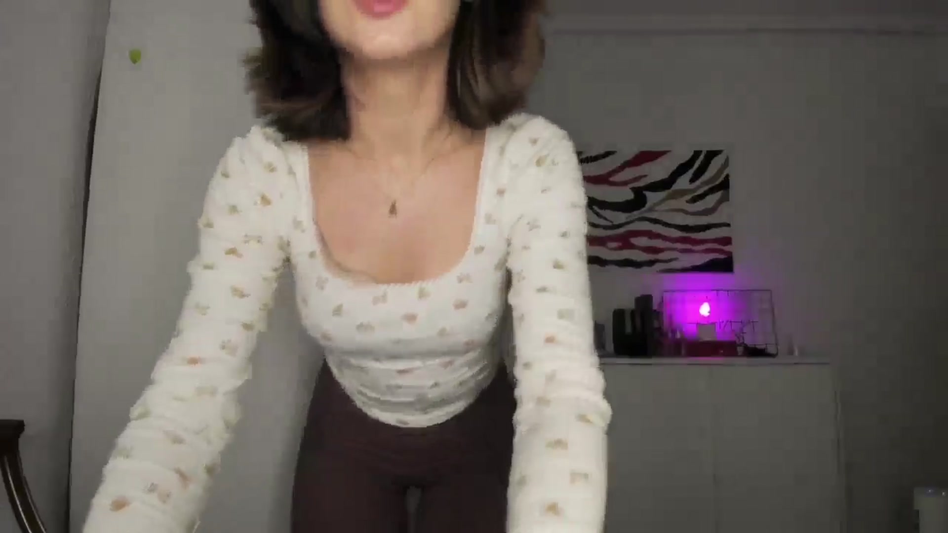 Gallery image thumbnail from AhahaGirl's myfreecams stream on, 01/21/2025, 17:29 image 17 of 20