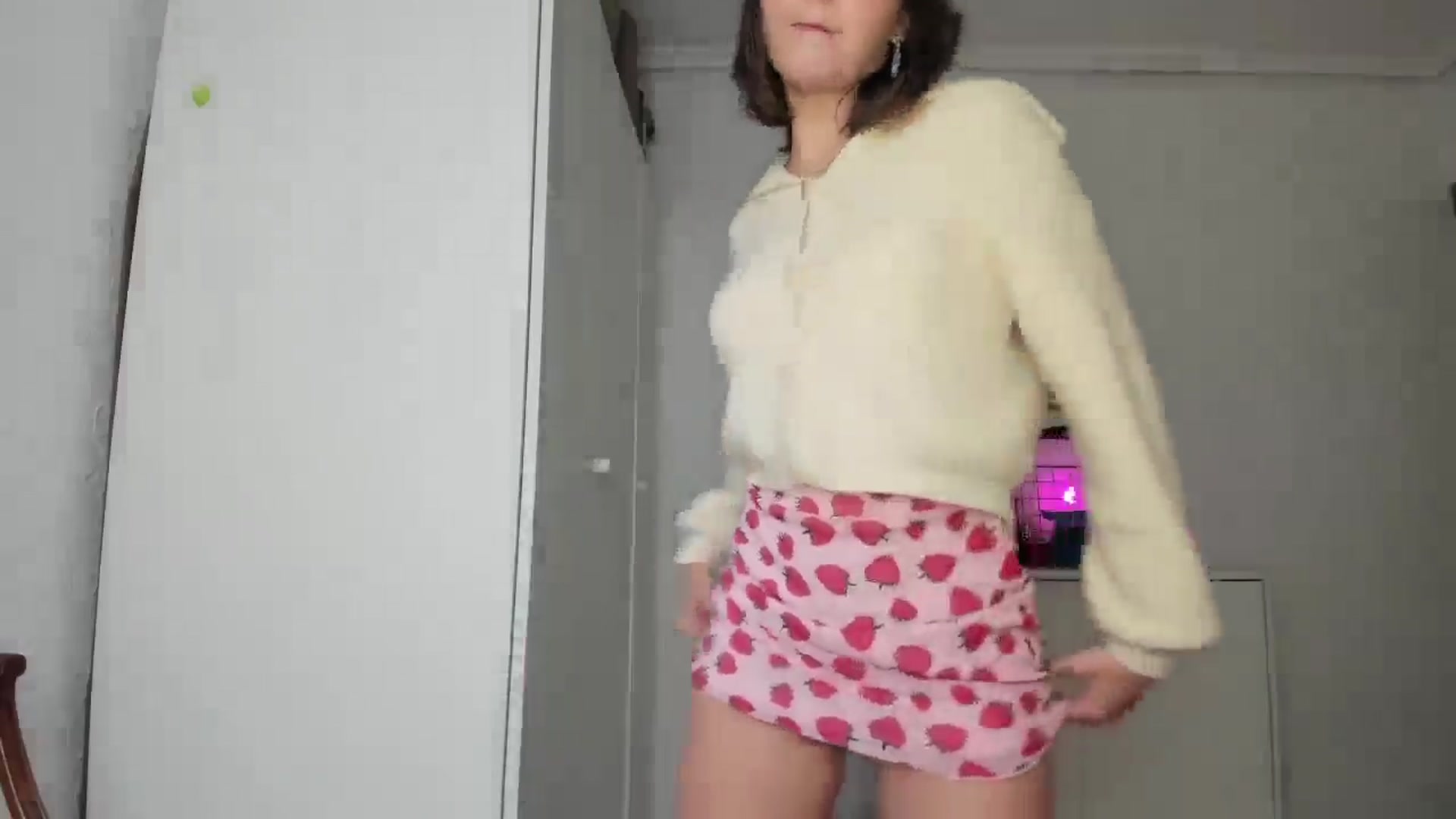 Gallery image thumbnail from AhahaGirl's myfreecams stream on, 01/22/2025, 13:59 image 12 of 20