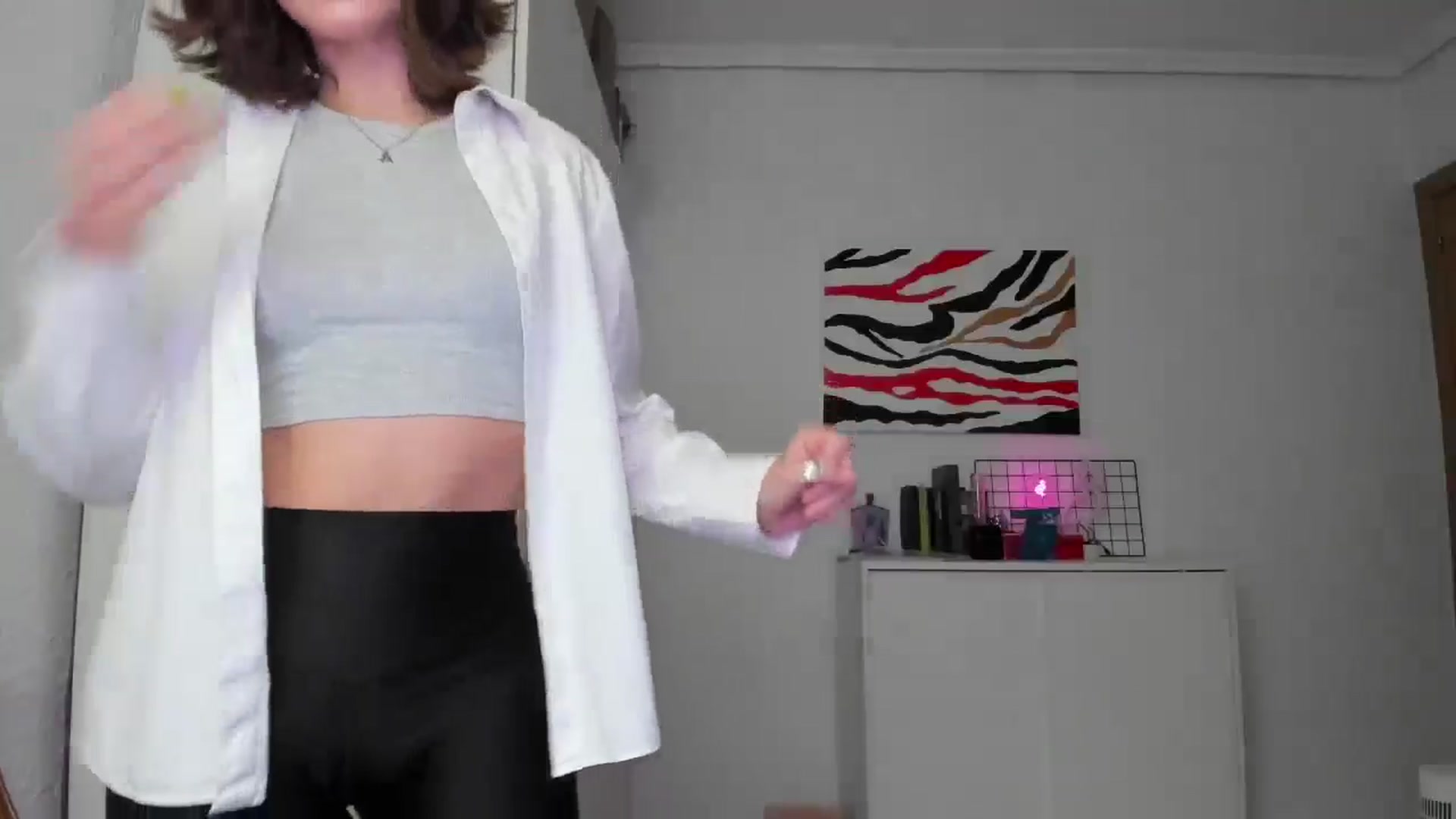 Gallery image thumbnail from AhahaGirl's myfreecams stream on, 01/24/2025, 10:35 image 18 of 20
