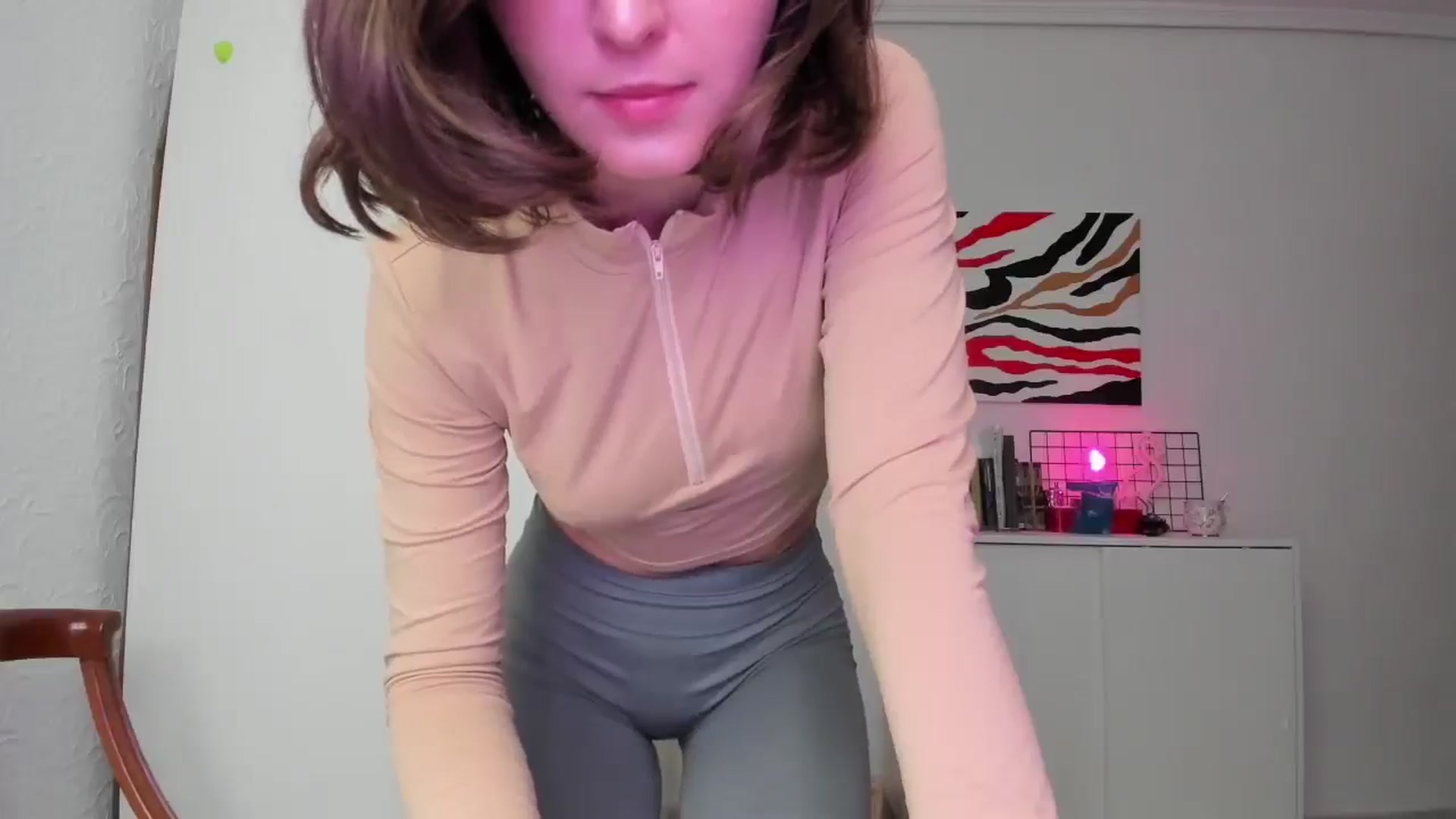 Gallery image thumbnail from AhahaGirl's myfreecams stream on, 01/25/2025, 14:56 image 12 of 20