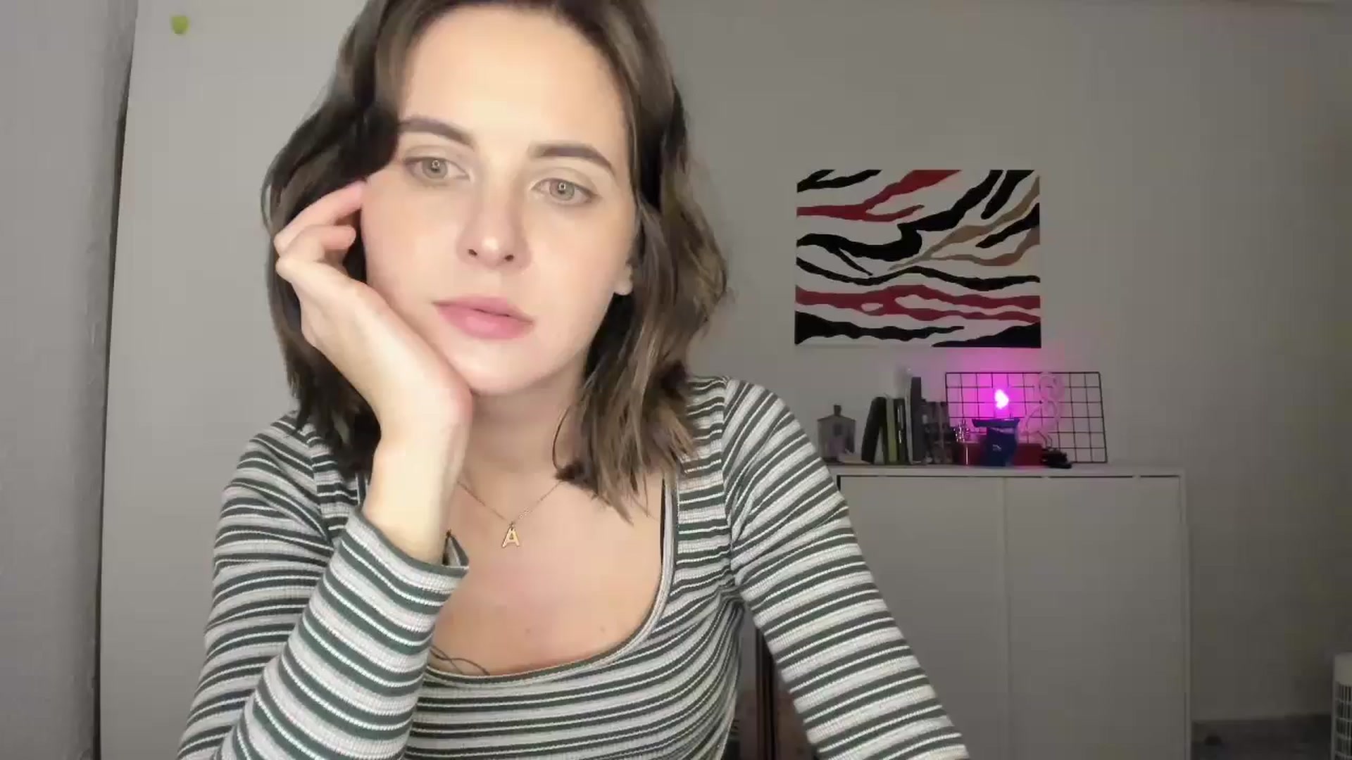 Gallery image thumbnail from AhahaGirl's myfreecams stream on, 01/26/2025, 21:11 image 4 of 20