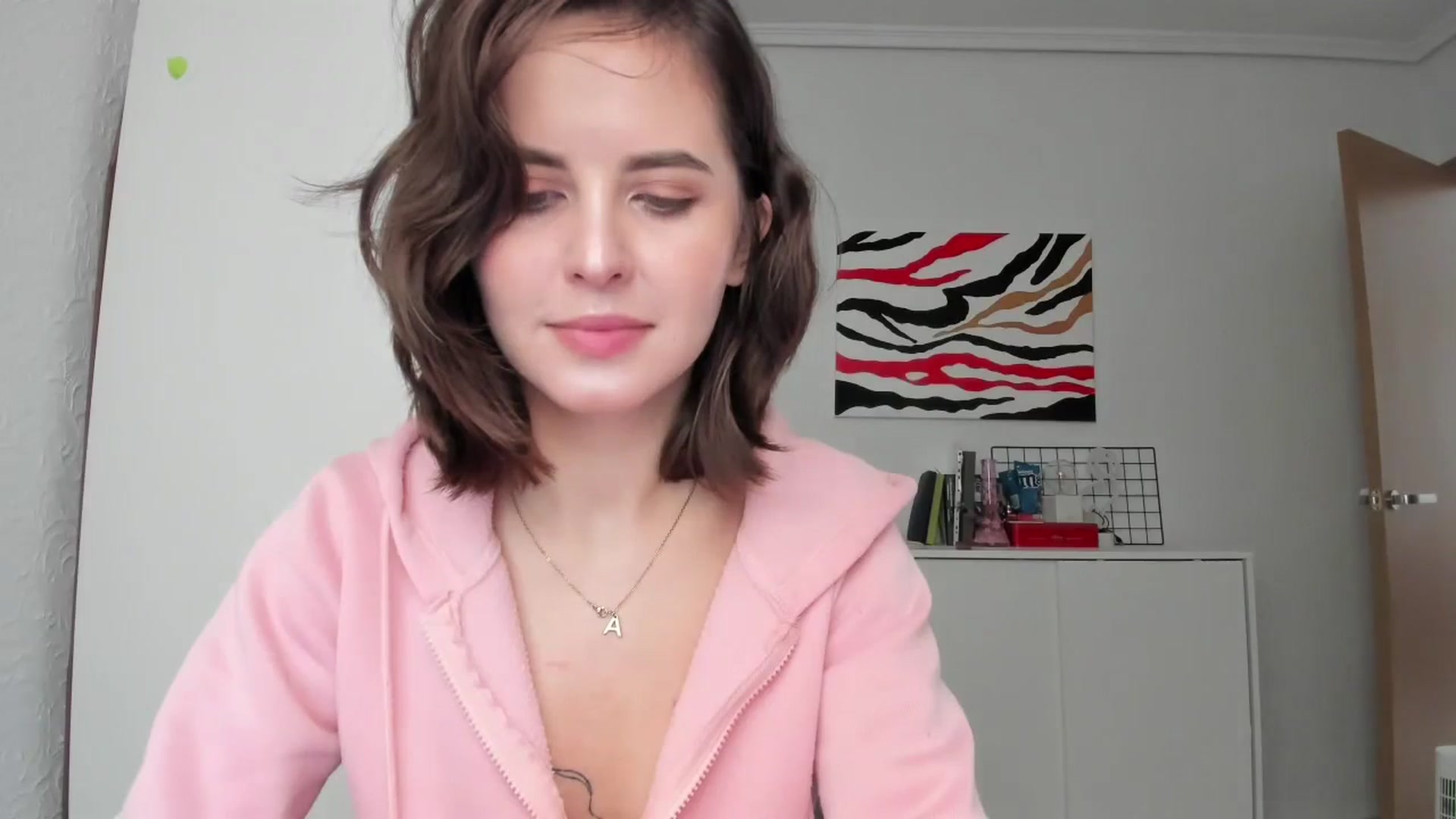 Gallery image thumbnail from AhahaGirl's myfreecams stream on, 01/27/2025, 13:18 image 4 of 20