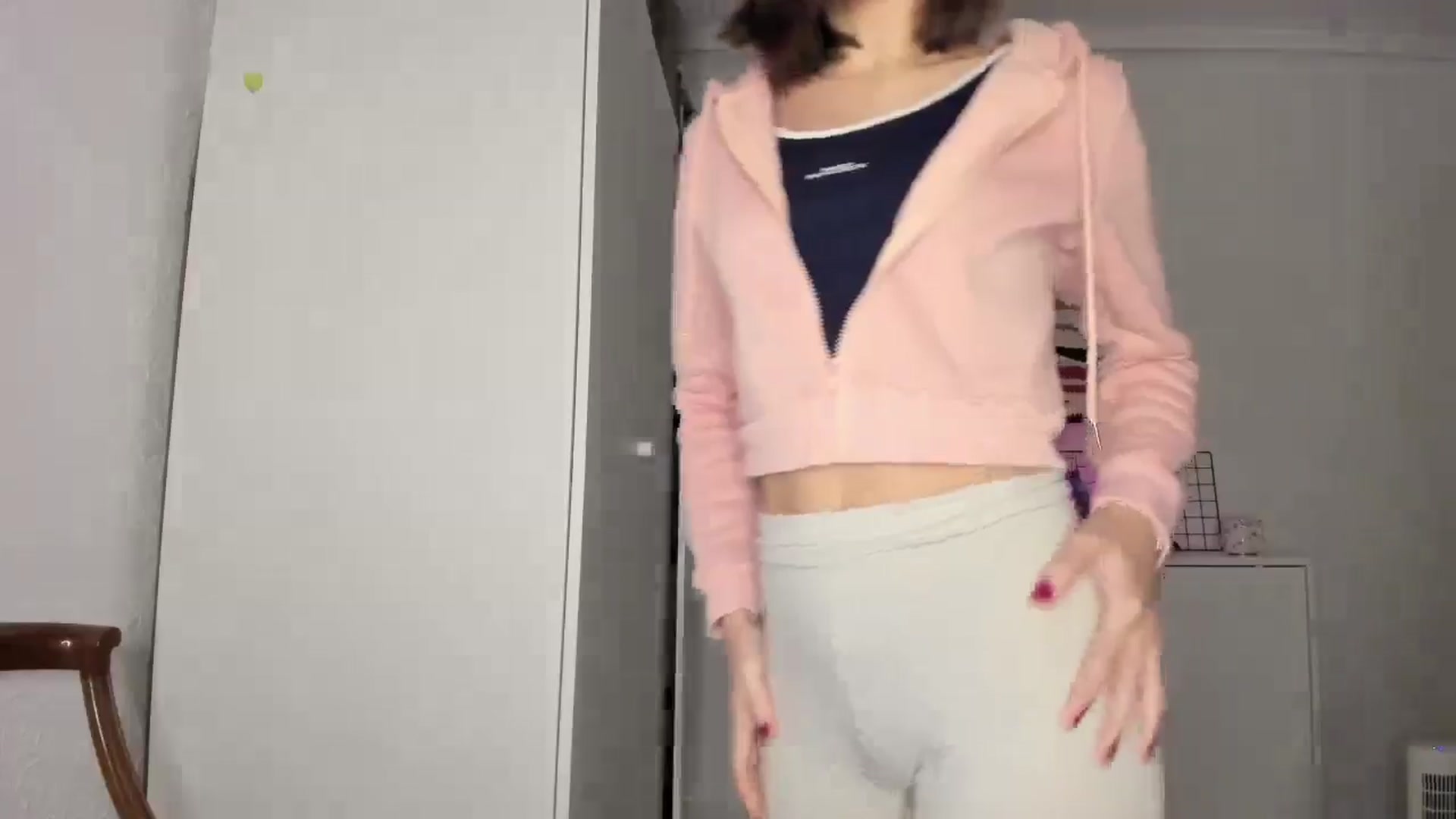 Gallery image thumbnail from AhahaGirl's myfreecams stream on, 01/28/2025, 18:57 image 5 of 20