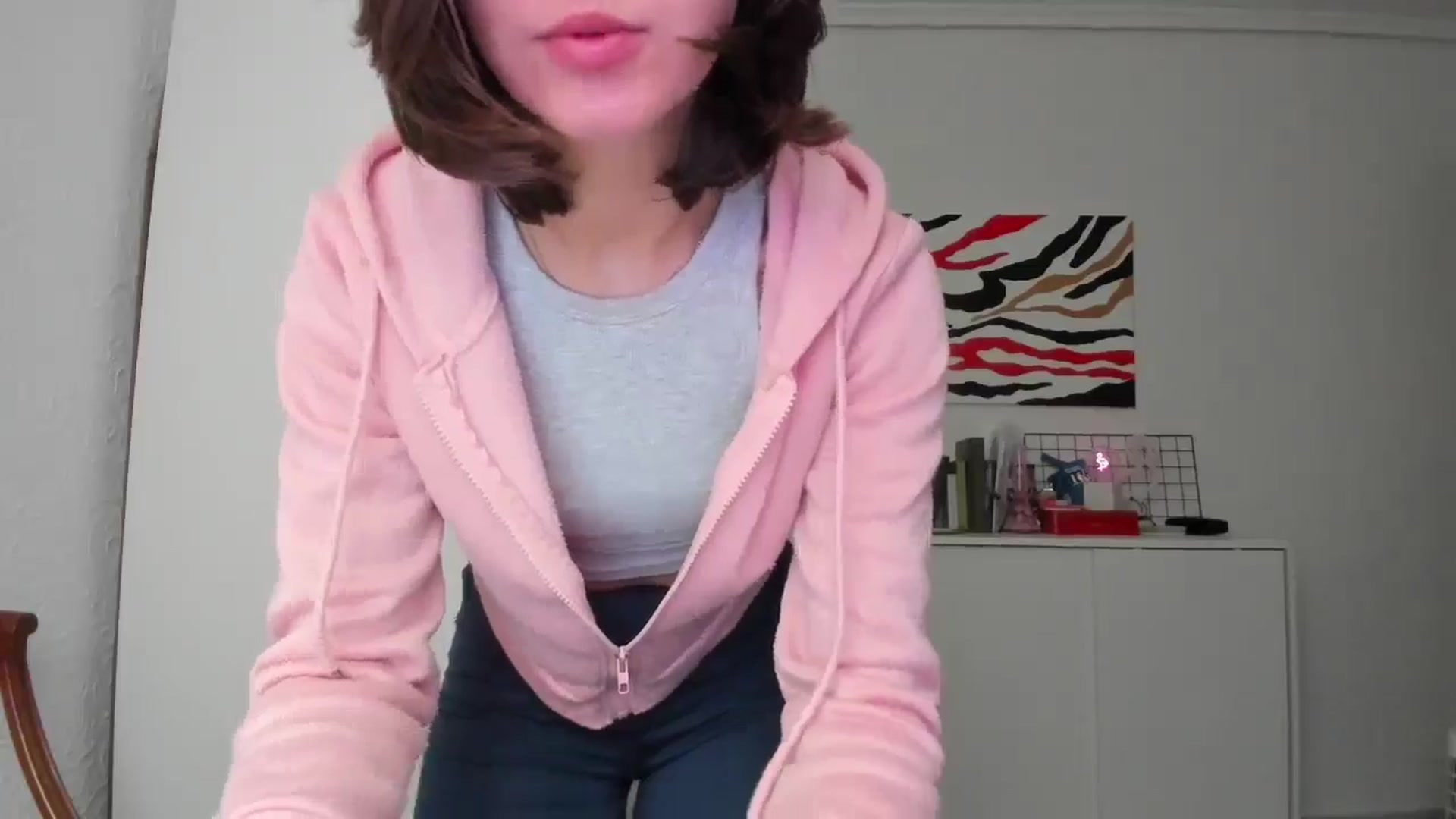 Gallery image thumbnail from AhahaGirl's myfreecams stream on, 01/31/2025, 16:15 image 4 of 20