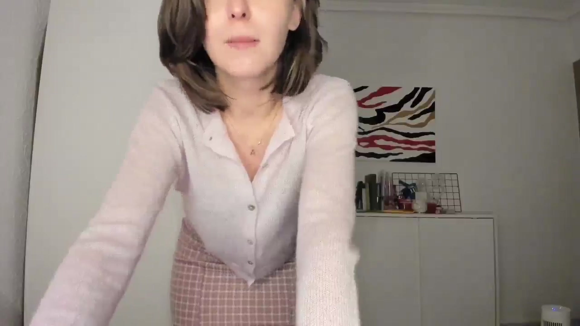 Gallery image thumbnail from AhahaGirl's myfreecams stream on, 02/04/2025, 20:22 image 10 of 20