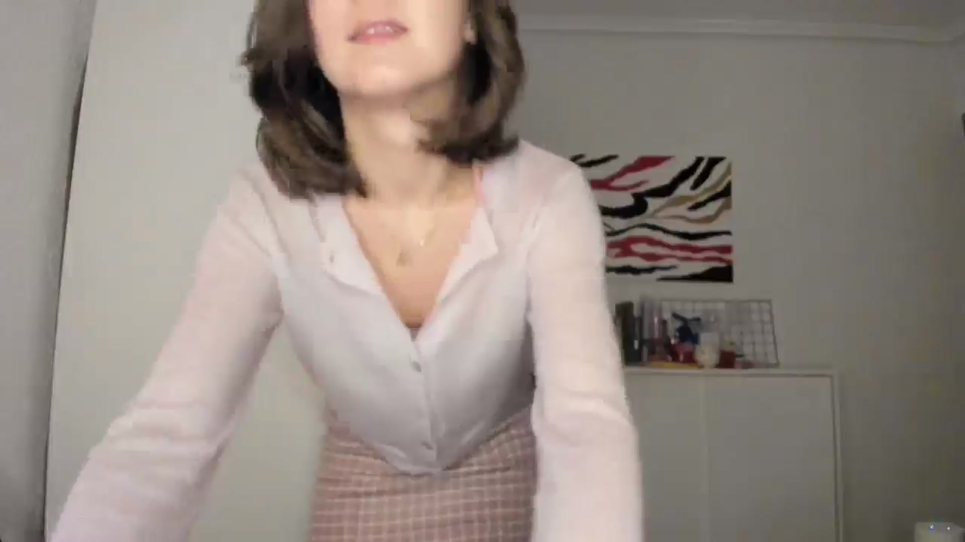 Gallery image thumbnail from AhahaGirl's myfreecams stream on, 02/04/2025, 21:38 image 6 of 20