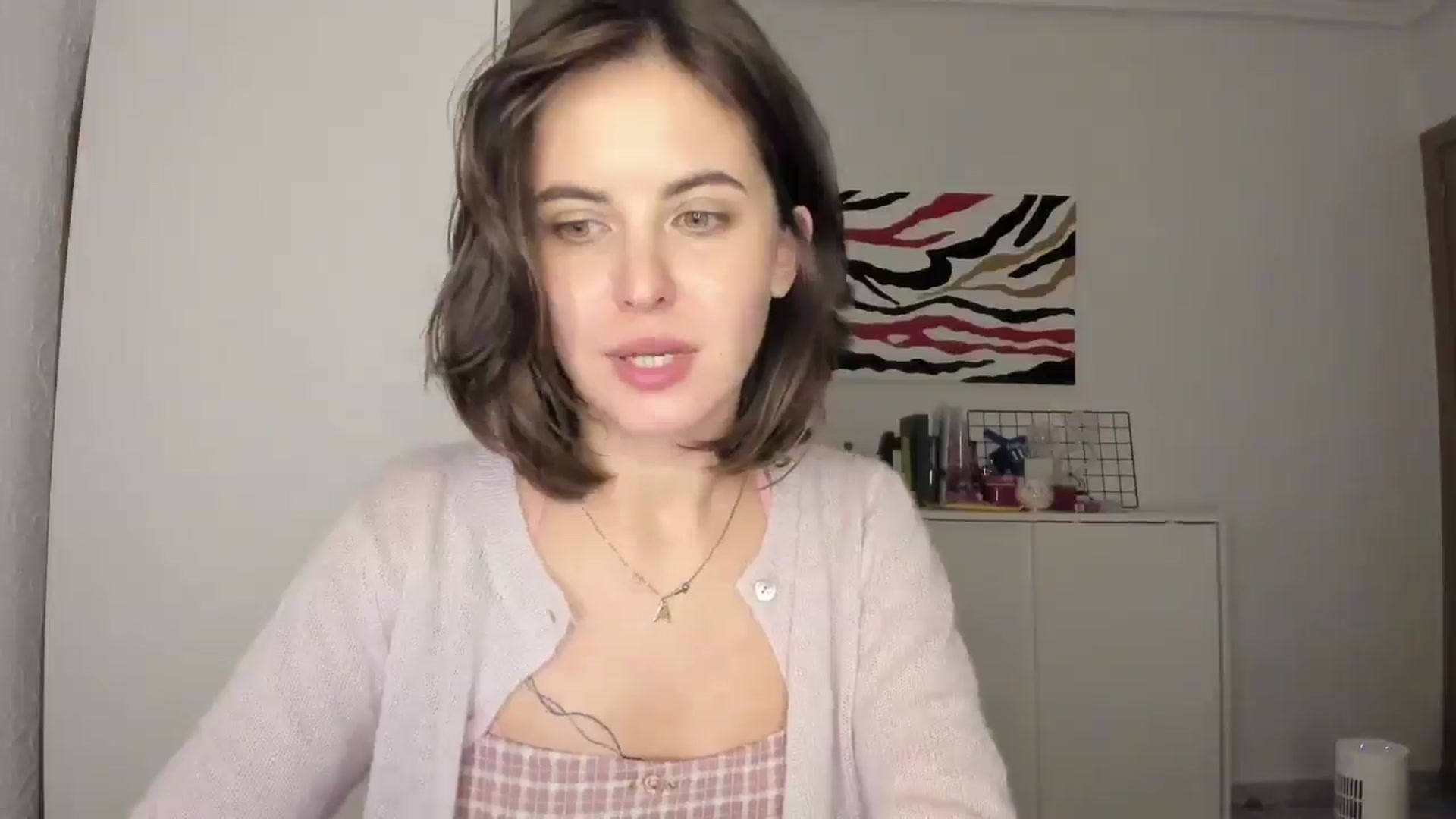 Gallery image thumbnail from AhahaGirl's myfreecams stream on, 02/04/2025, 22:13 image 14 of 20