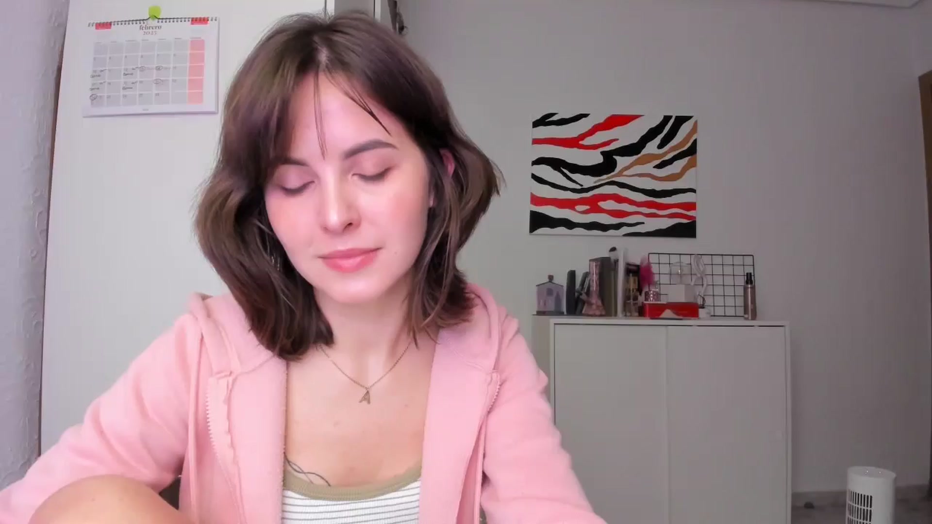 Gallery image thumbnail from AhahaGirl's myfreecams stream on, 02/13/2025, 15:54 image 19 of 20
