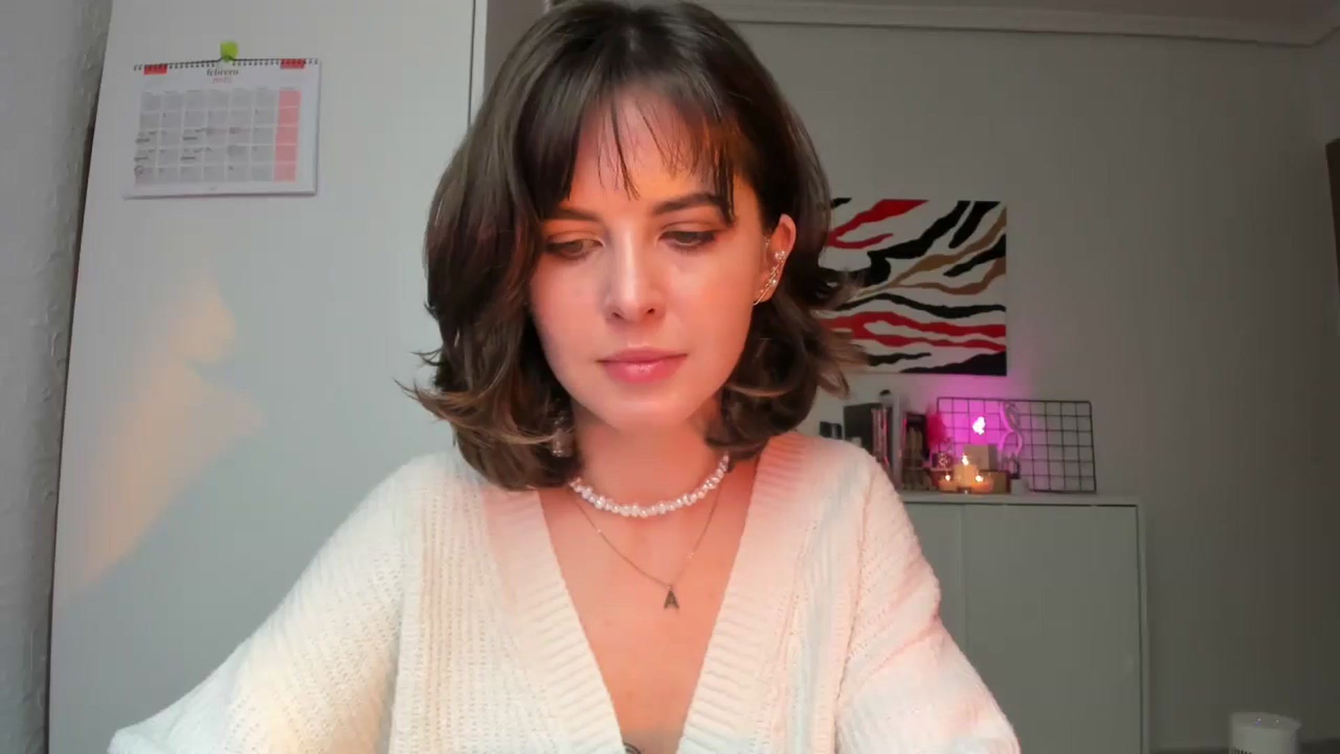 Gallery image thumbnail from AhahaGirl's myfreecams stream on, 02/14/2025, 13:57 image 17 of 20