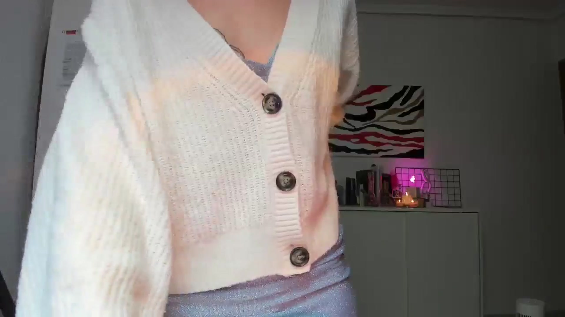 Gallery image thumbnail from AhahaGirl's myfreecams stream on, 02/14/2025, 13:57 image 3 of 20