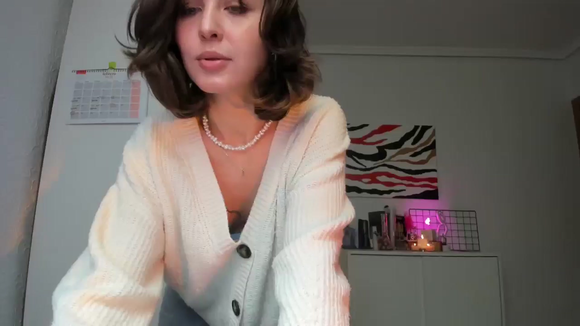 Gallery image thumbnail from AhahaGirl's myfreecams stream on, 02/14/2025, 13:57 image 11 of 20