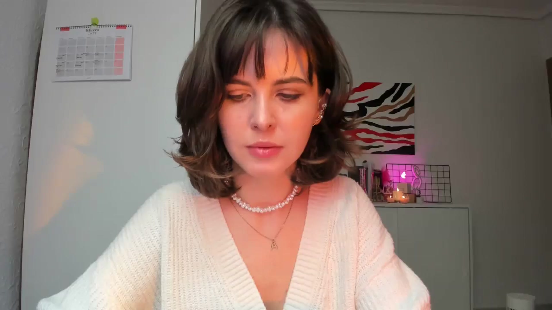 Gallery image thumbnail from AhahaGirl's myfreecams stream on, 02/14/2025, 13:57 image 16 of 20