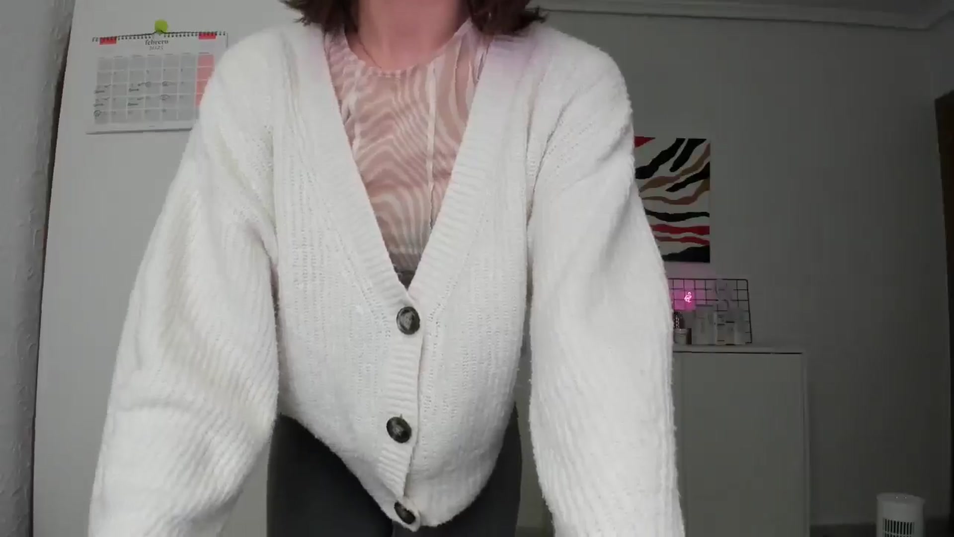 Gallery image thumbnail from AhahaGirl's myfreecams stream on, 02/17/2025, 14:07 image 20 of 20