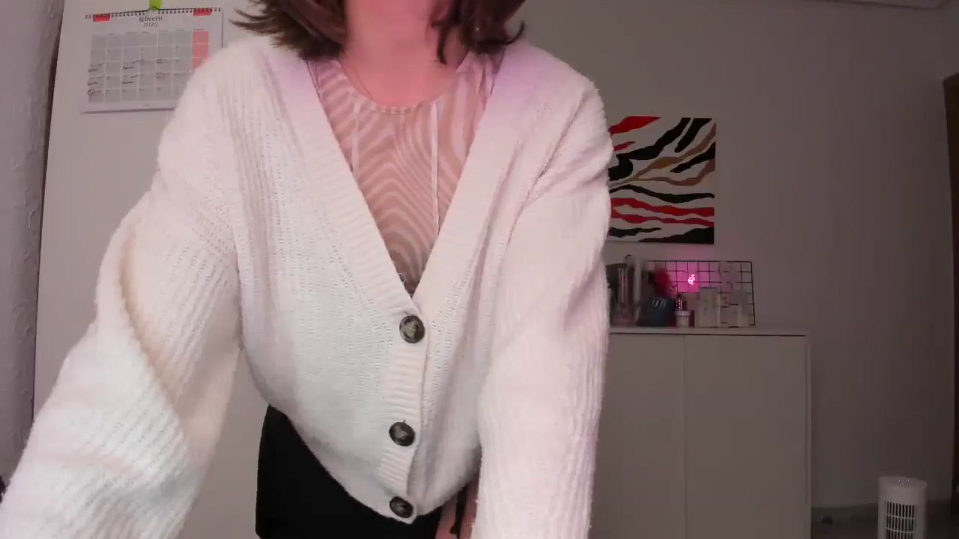 Gallery image thumbnail from AhahaGirl's myfreecams stream on, 02/17/2025, 16:01 image 19 of 20