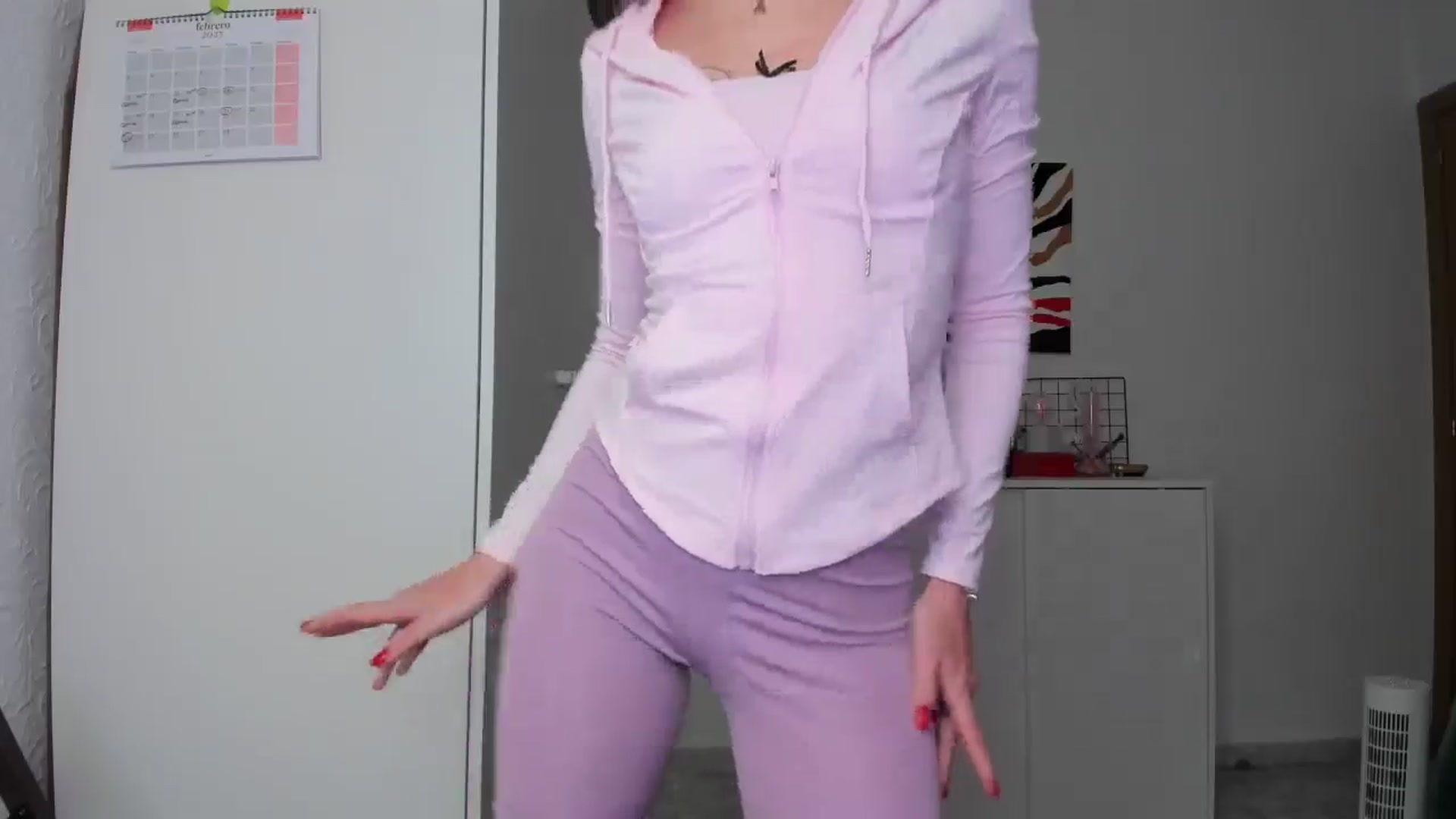 Gallery image thumbnail from AhahaGirl's myfreecams stream on, 02/21/2025, 14:08 image 13 of 20