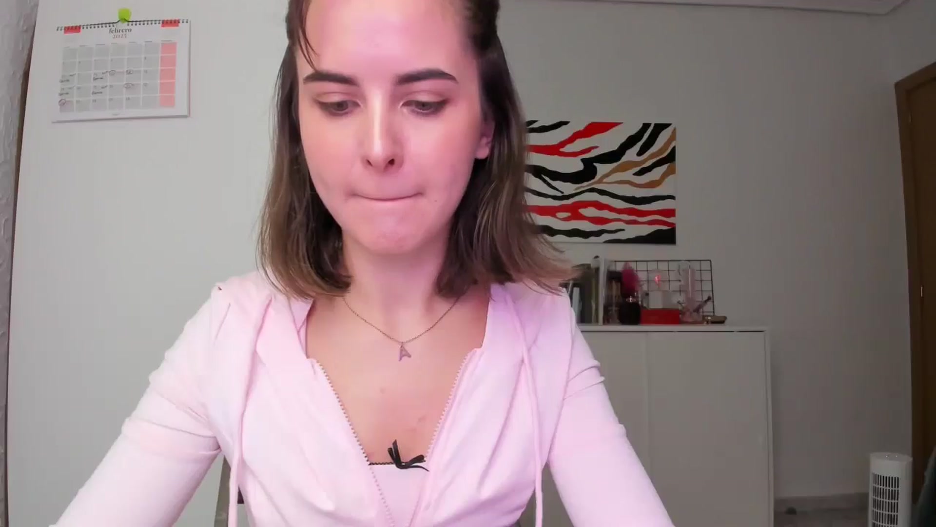 Gallery image thumbnail from AhahaGirl's myfreecams stream on, 02/21/2025, 14:27 image 13 of 20