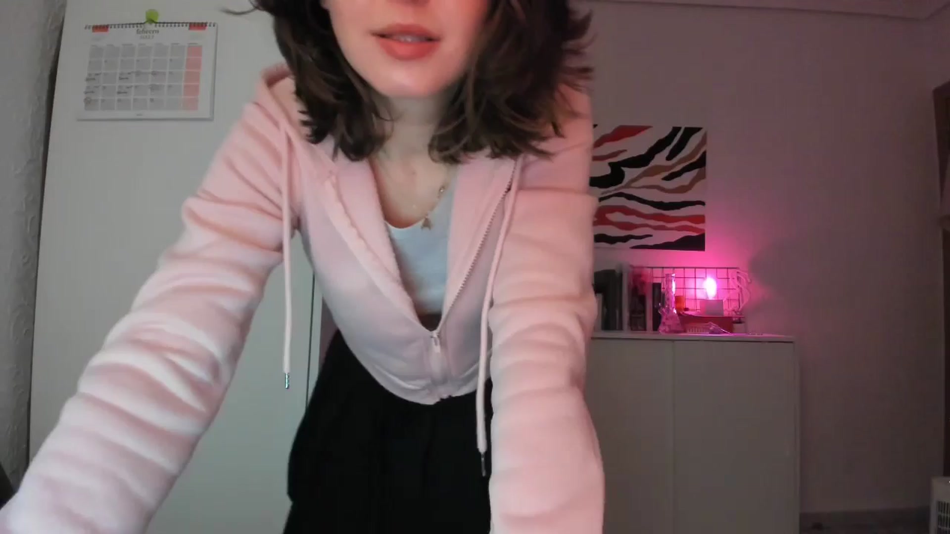 Gallery image thumbnail from AhahaGirl's myfreecams stream on, 03/05/2025, 15:13 image 12 of 20