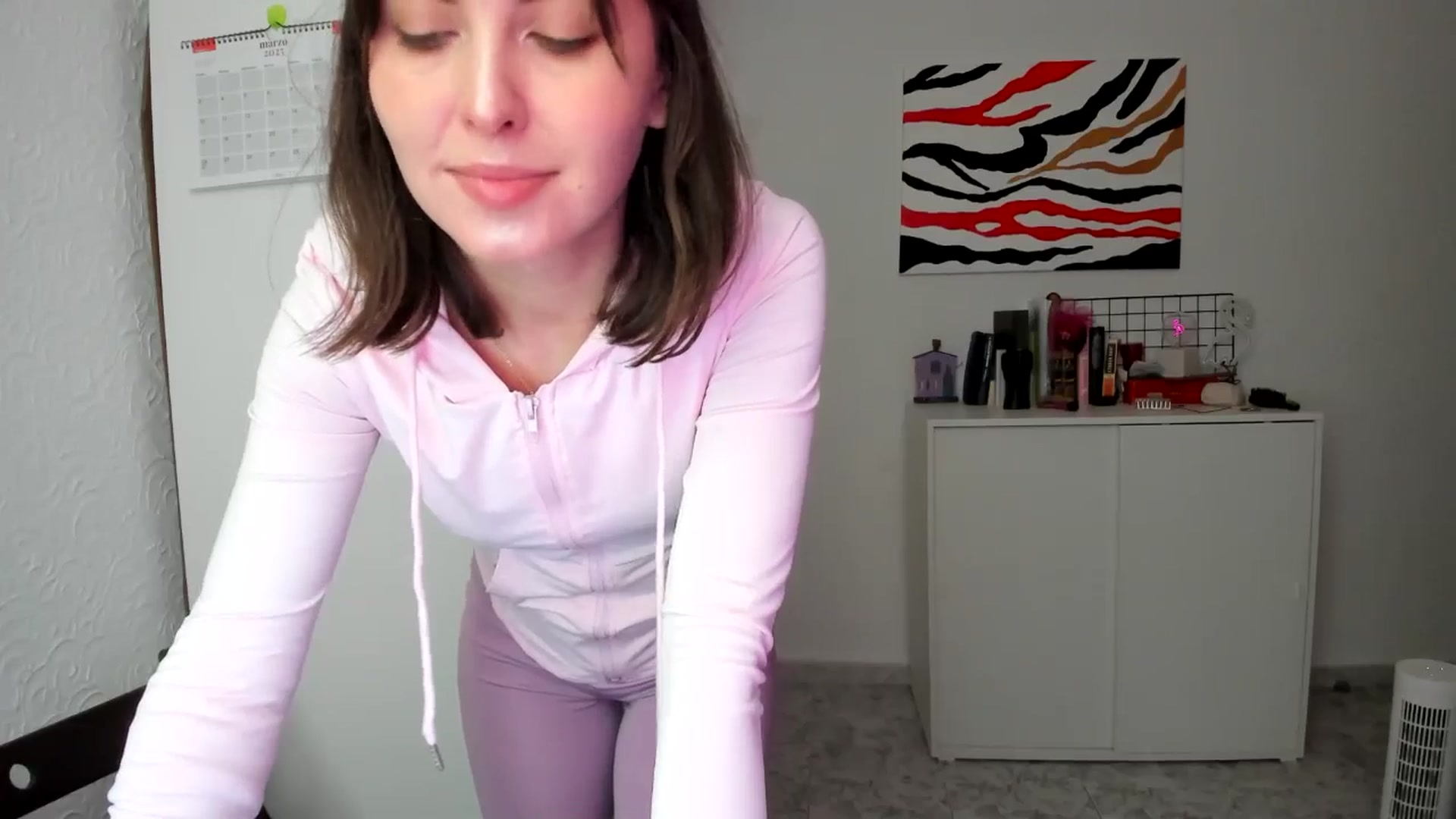 Gallery image thumbnail from AhahaGirl's myfreecams stream on, 03/10/2025, 14:37 image 10 of 20