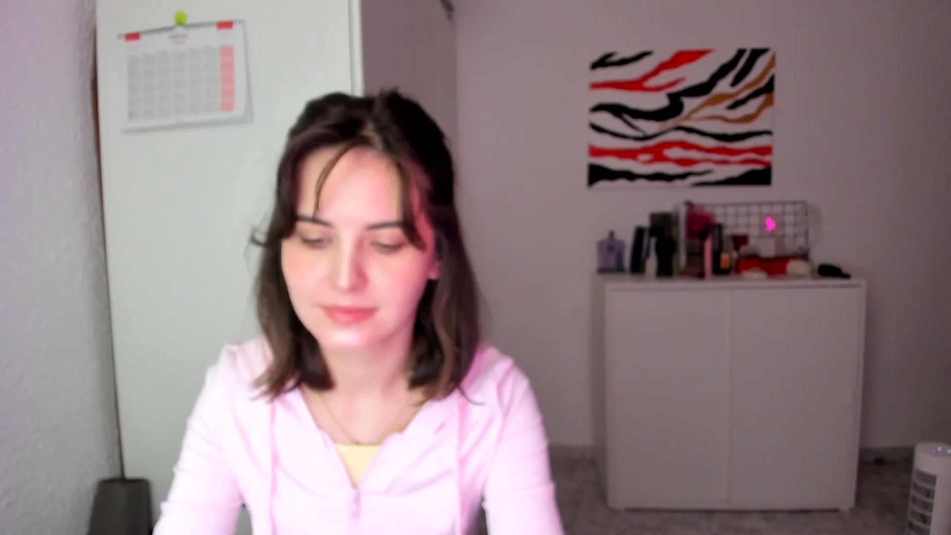 Gallery image thumbnail from AhahaGirl's myfreecams stream on, 03/10/2025, 15:45 image 13 of 20
