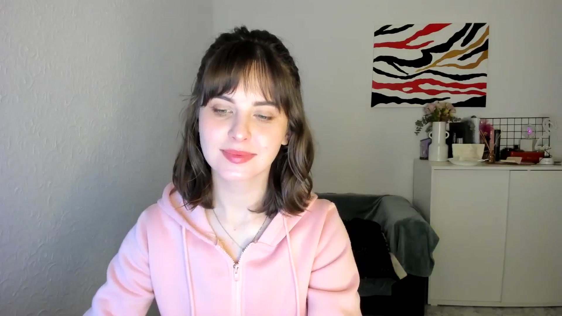 Gallery image thumbnail from AhahaGirl's myfreecams stream on, 03/21/2025, 19:23 image 4 of 20
