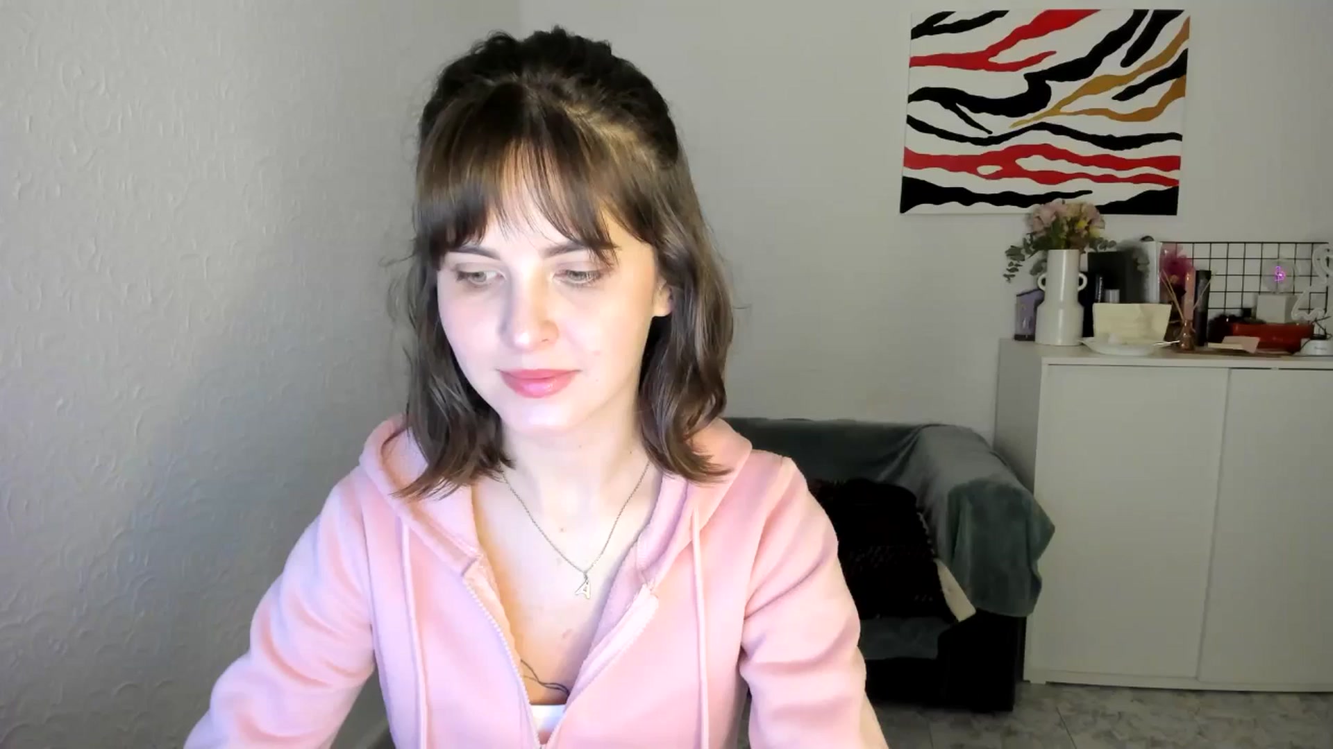 Gallery image thumbnail from AhahaGirl's myfreecams stream on, 03/21/2025, 19:23 image 8 of 20