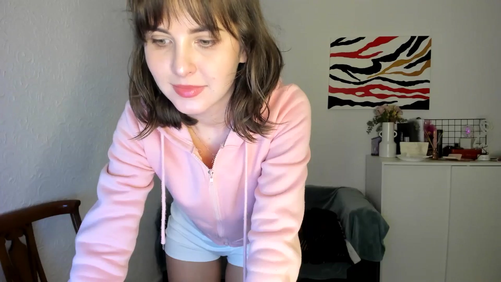 Gallery image thumbnail from AhahaGirl's myfreecams stream on, 03/21/2025, 19:23 image 2 of 20