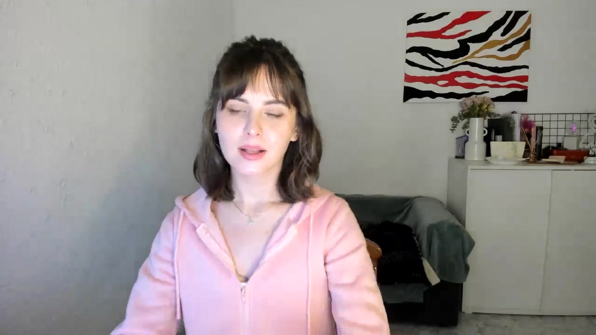 Gallery image thumbnail from AhahaGirl's myfreecams stream on, 03/21/2025, 19:23 image 16 of 20