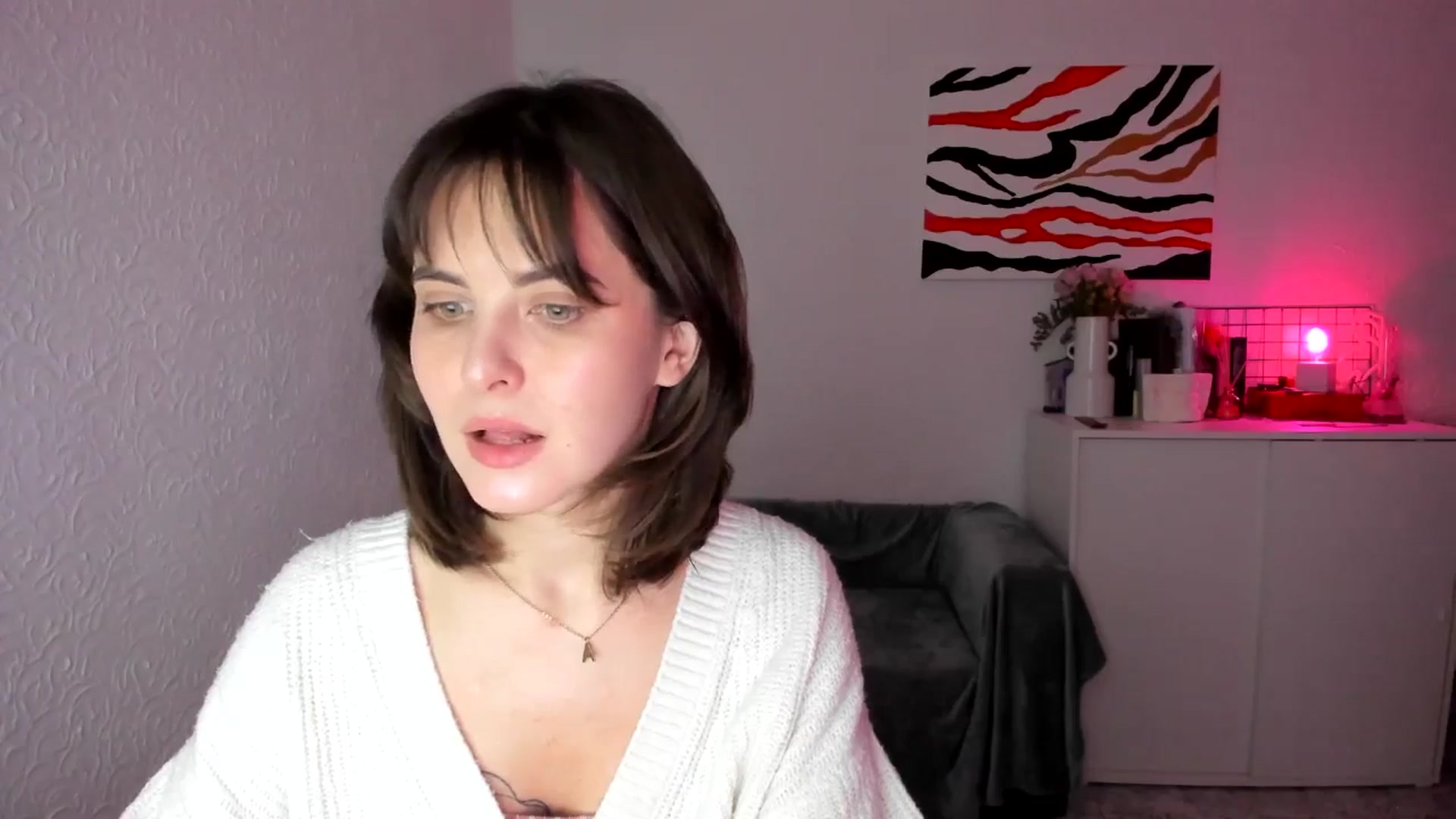 Gallery image thumbnail from AhahaGirl's myfreecams stream on, 03/22/2025, 17:00 image 16 of 20