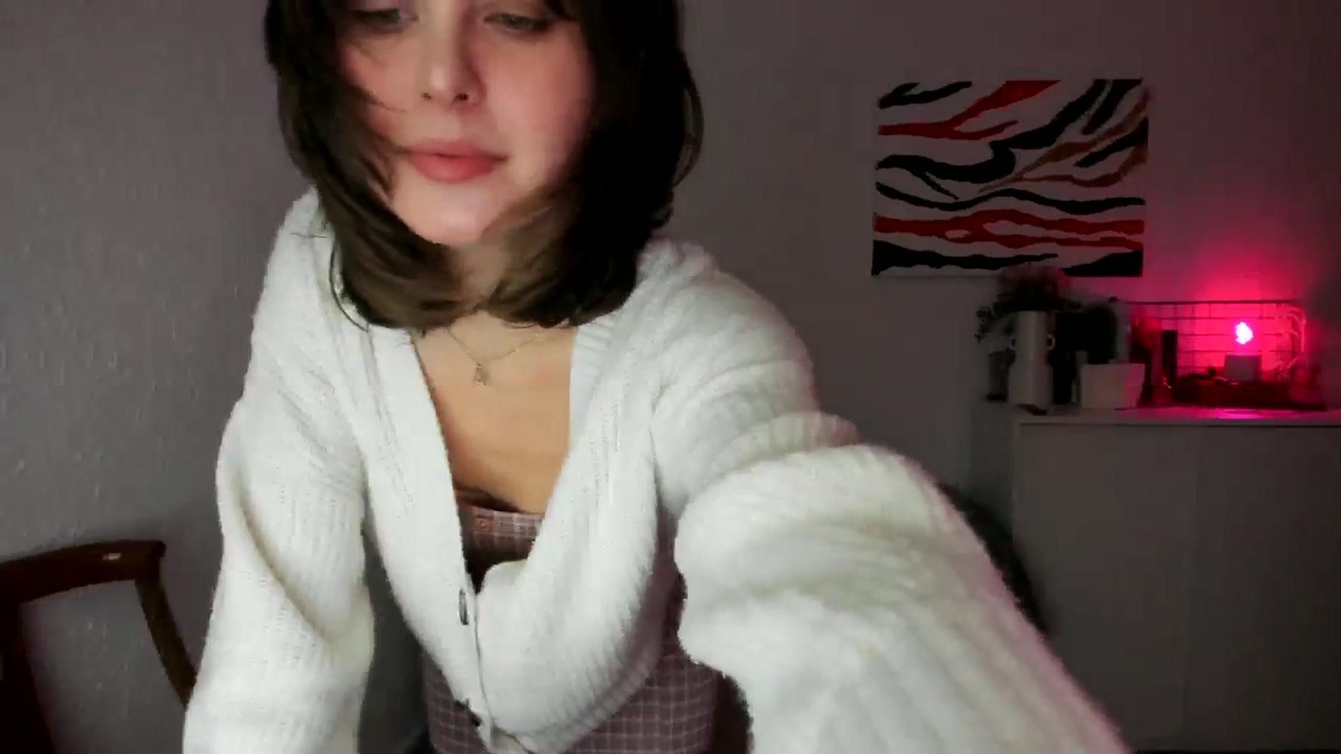 Gallery image thumbnail from AhahaGirl's myfreecams stream on, 03/22/2025, 17:00 image 6 of 20