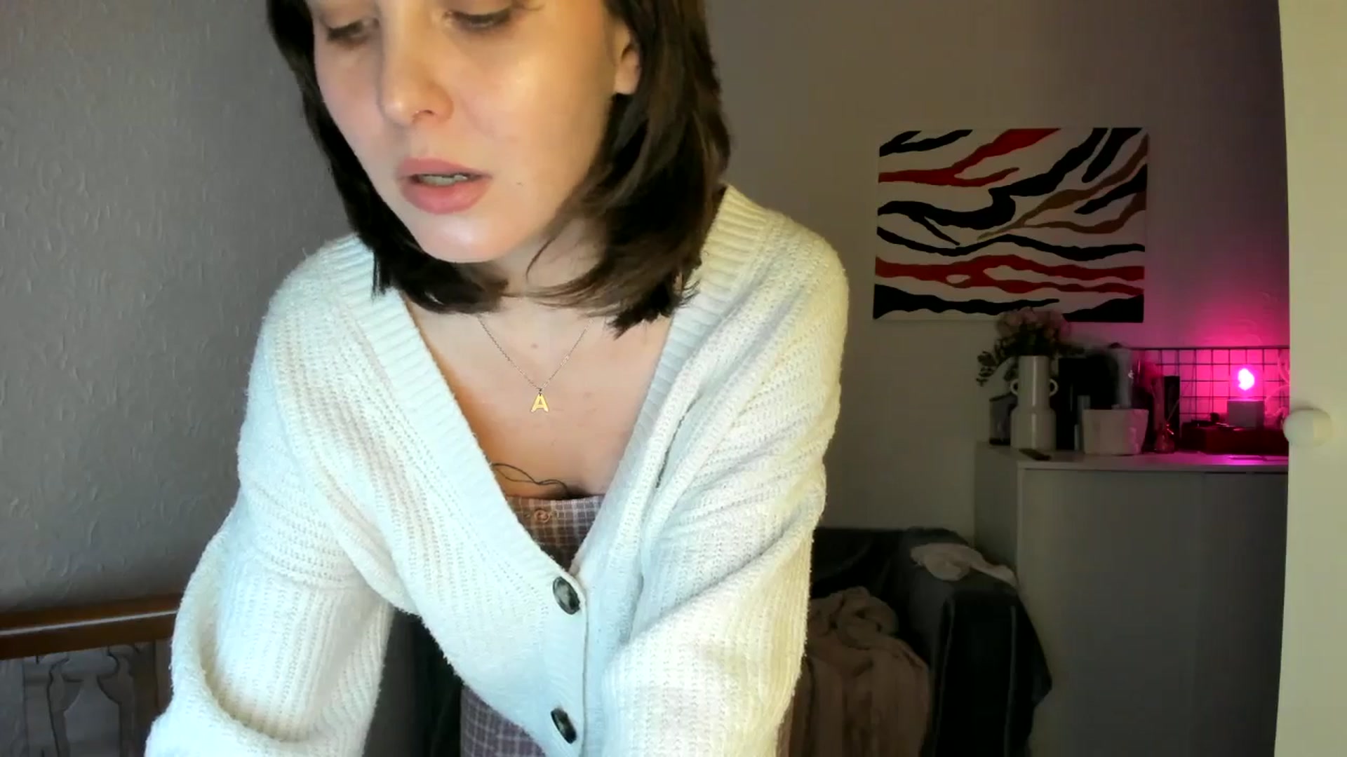 Gallery image thumbnail from AhahaGirl's myfreecams stream on, 03/22/2025, 18:37 image 20 of 20