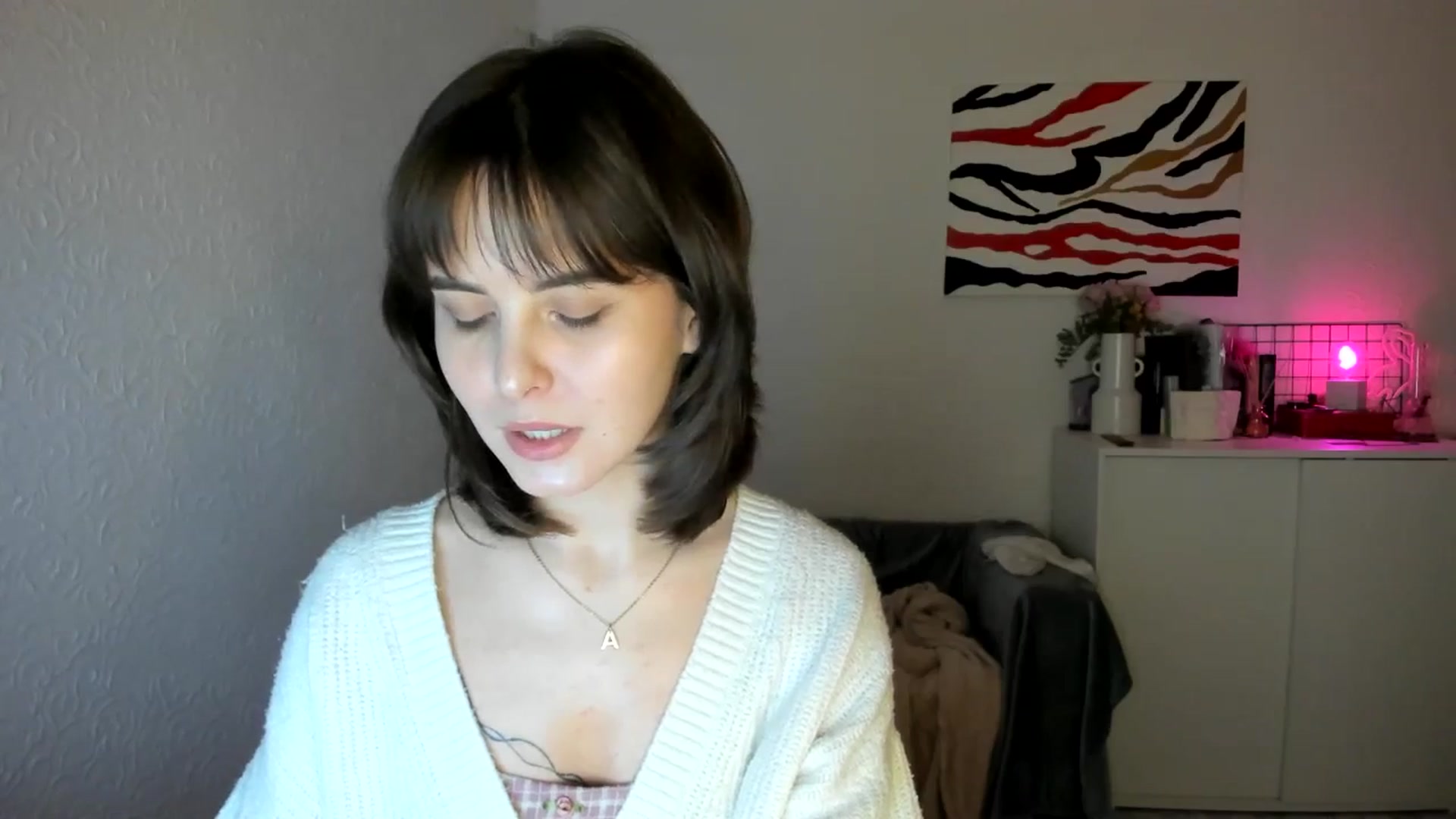 Gallery image thumbnail from AhahaGirl's myfreecams stream on, 03/22/2025, 18:37 image 14 of 20