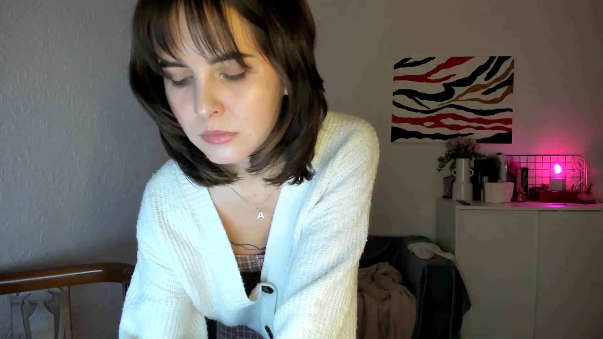 Gallery image thumbnail from AhahaGirl's myfreecams stream on, 03/22/2025, 18:37 image 17 of 20