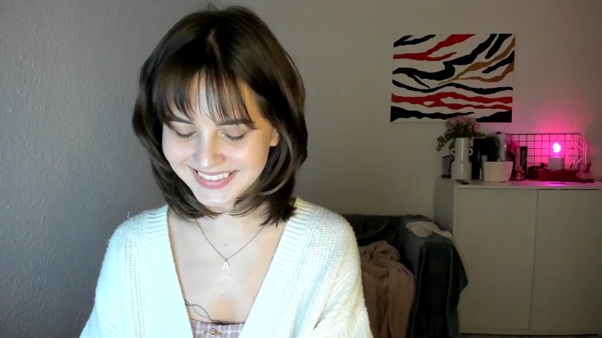 Gallery image thumbnail from AhahaGirl's myfreecams stream on, 03/22/2025, 18:37 image 16 of 20