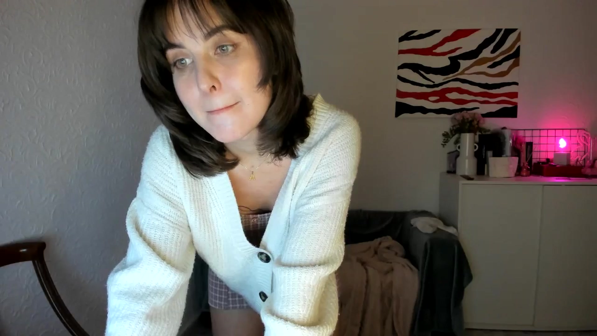 Gallery image thumbnail from AhahaGirl's myfreecams stream on, 03/22/2025, 18:37 image 6 of 20