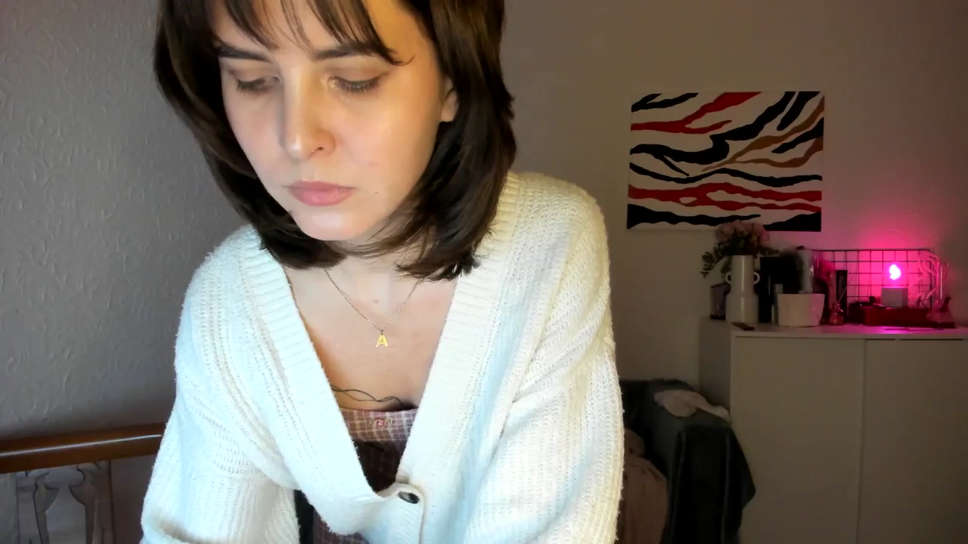 Gallery image thumbnail from AhahaGirl's myfreecams stream on, 03/22/2025, 18:37 image 18 of 20