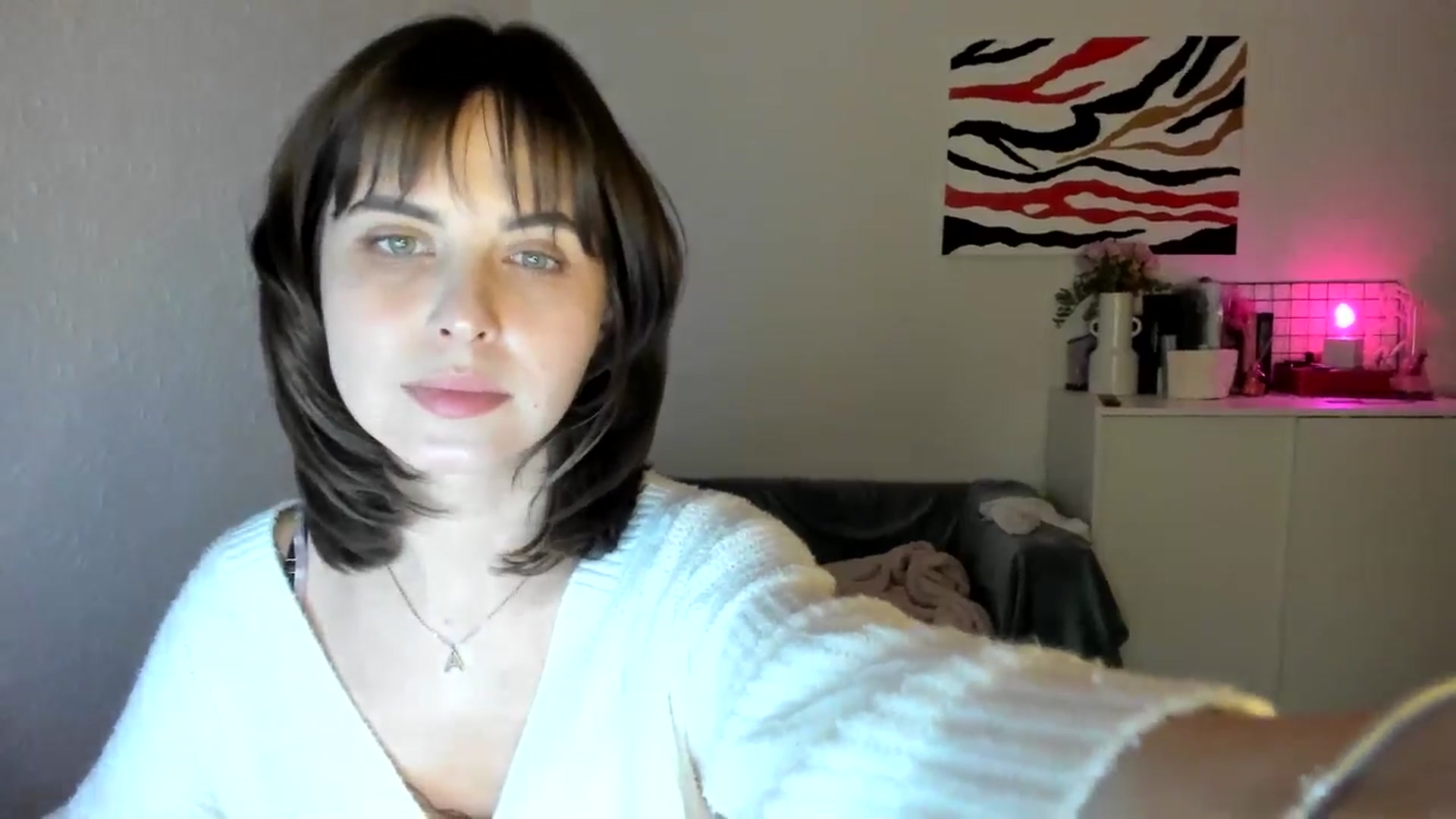 Gallery image thumbnail from AhahaGirl's myfreecams stream on, 03/22/2025, 19:24 image 18 of 20