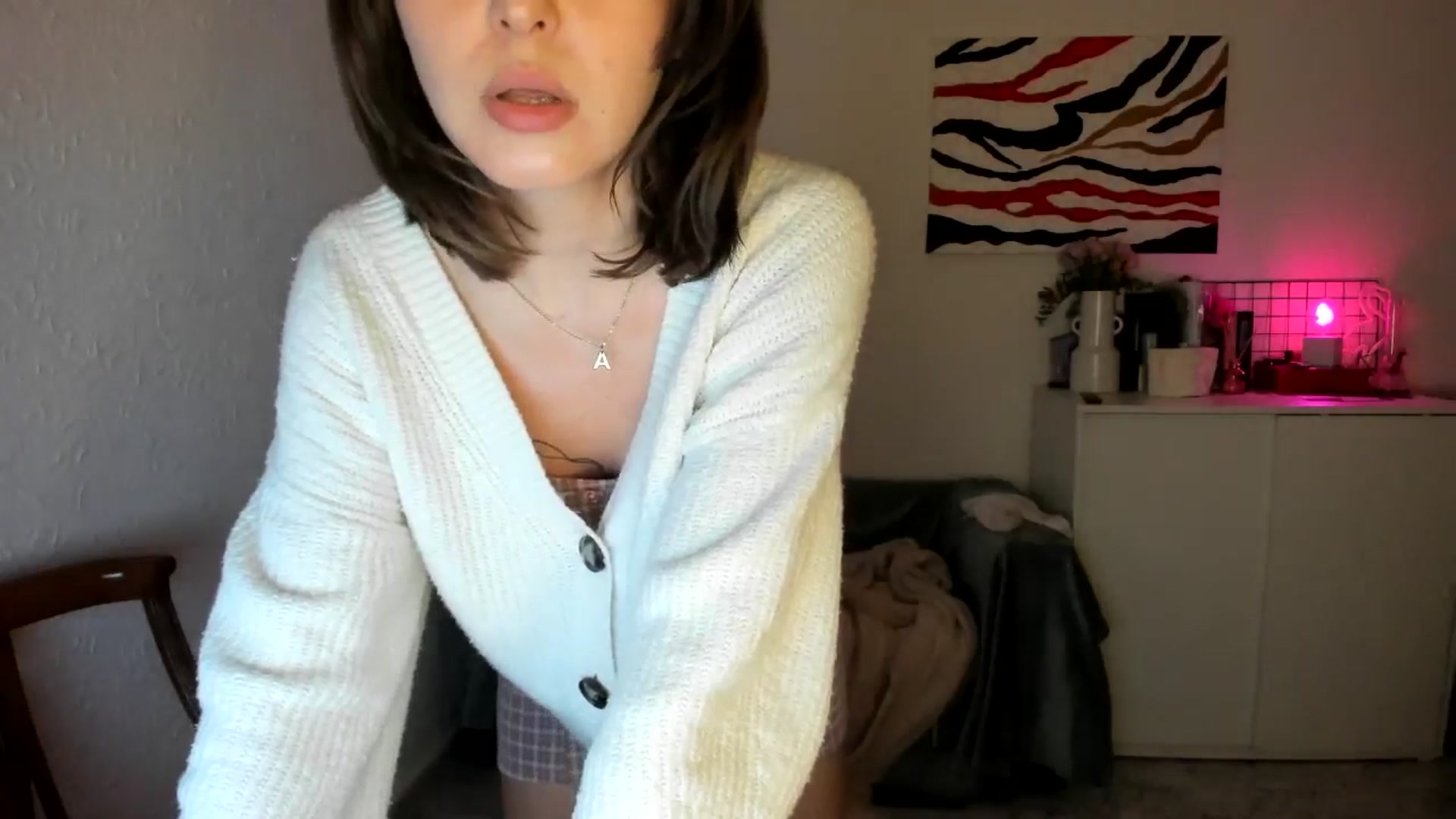 Gallery image thumbnail from AhahaGirl's myfreecams stream on, 03/22/2025, 19:24 image 17 of 20